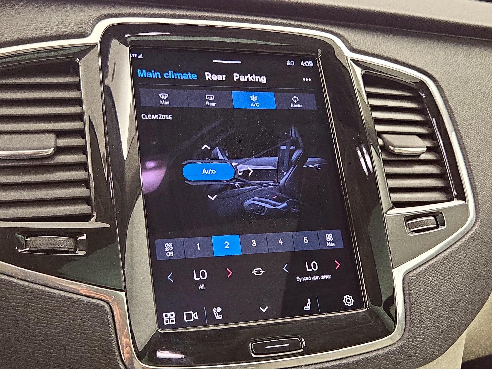 Thumbnail: 2023 Volvo XC90 - 16
