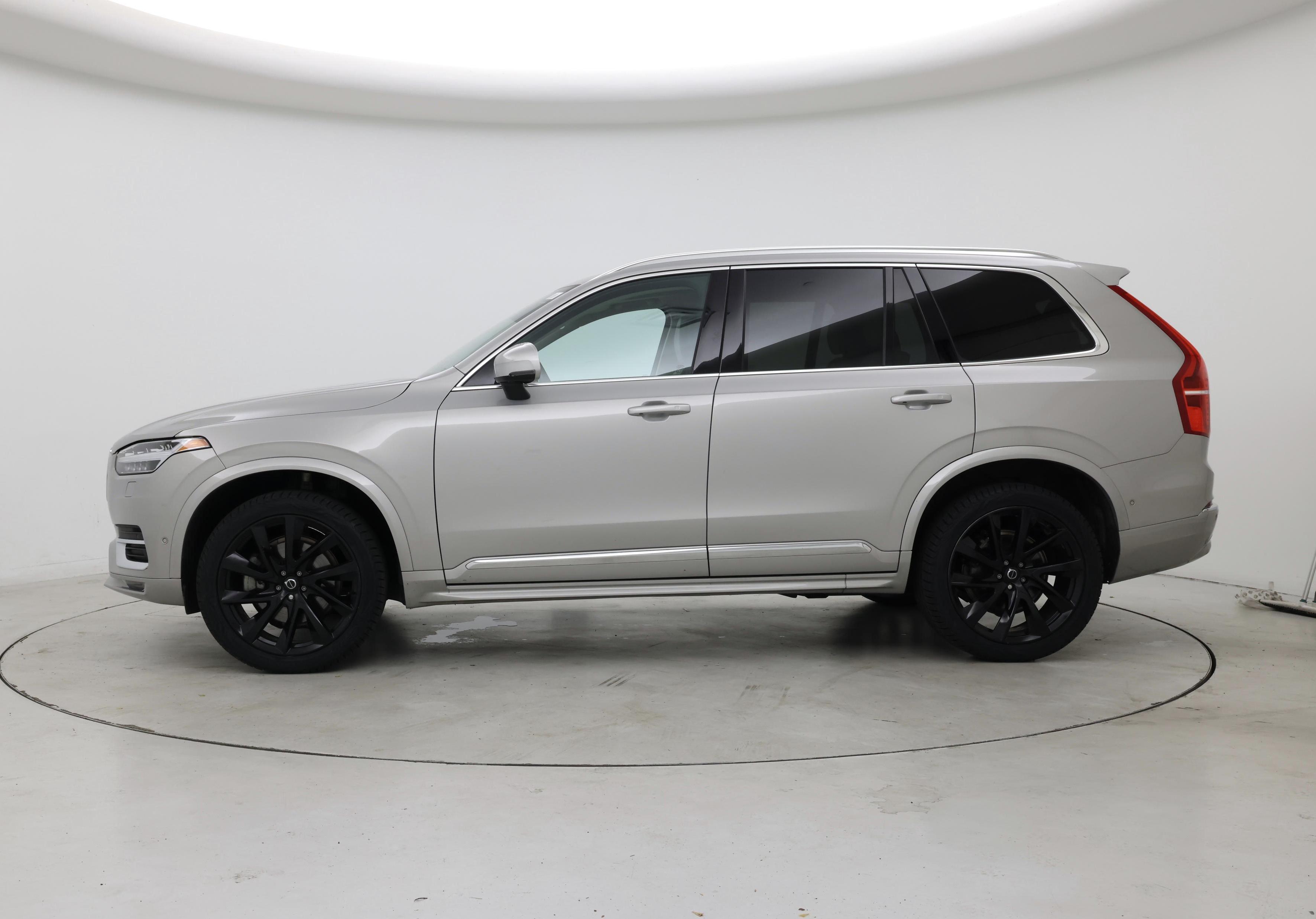 Thumbnail: 2023 Volvo XC90 - 3