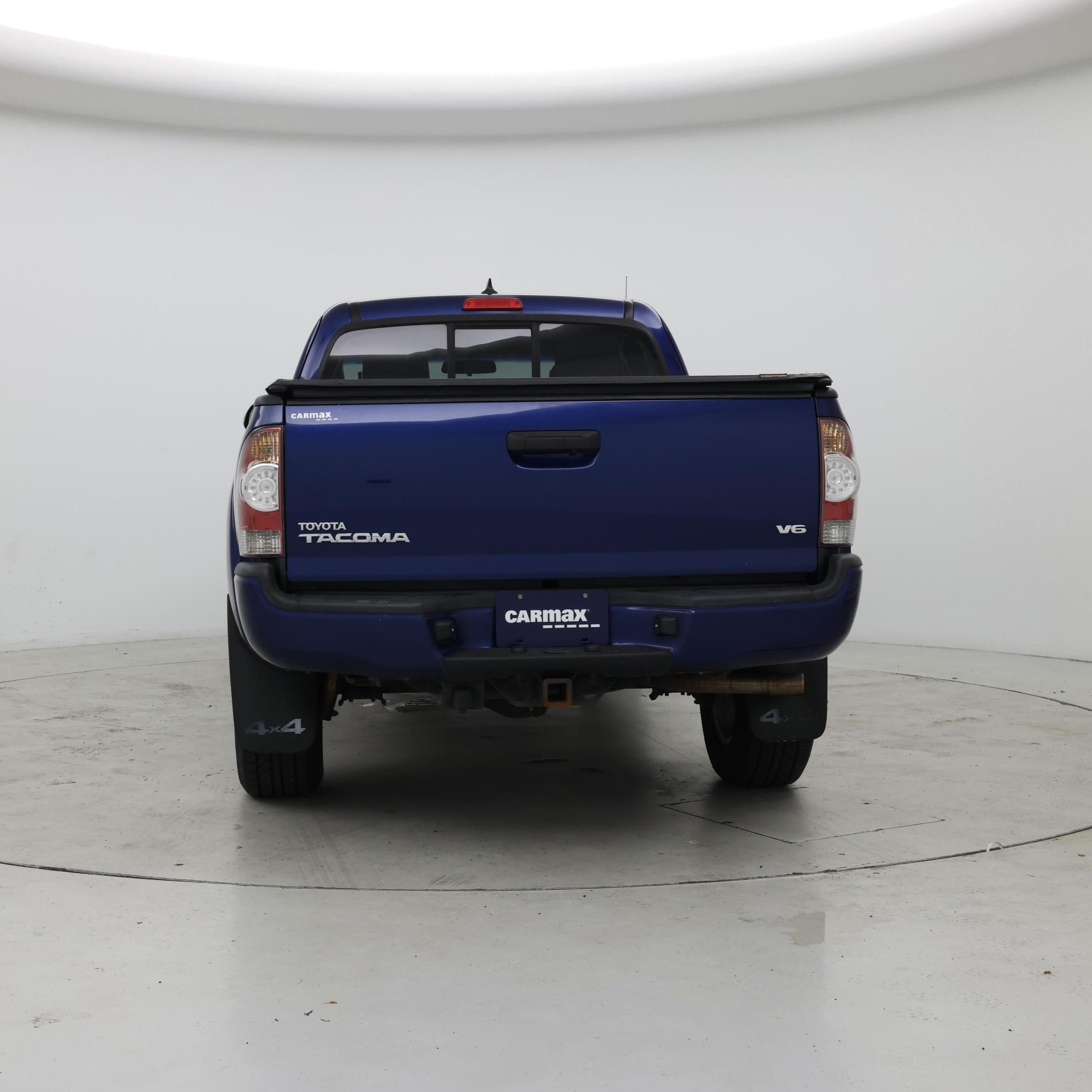 Thumbnail: 2015 Toyota Tacoma - 6