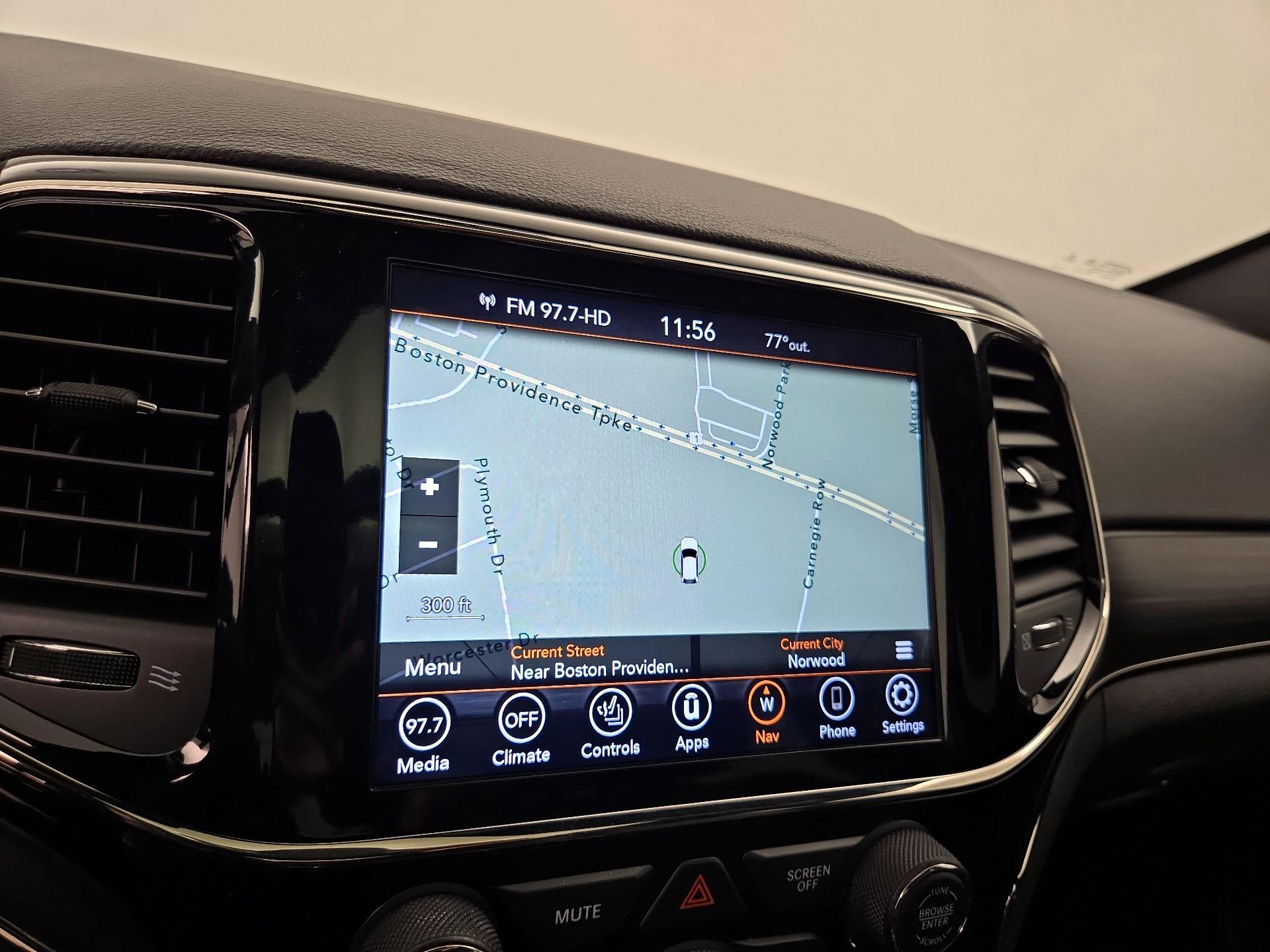 Thumbnail: 2020 Jeep Grand Cherokee - 14
