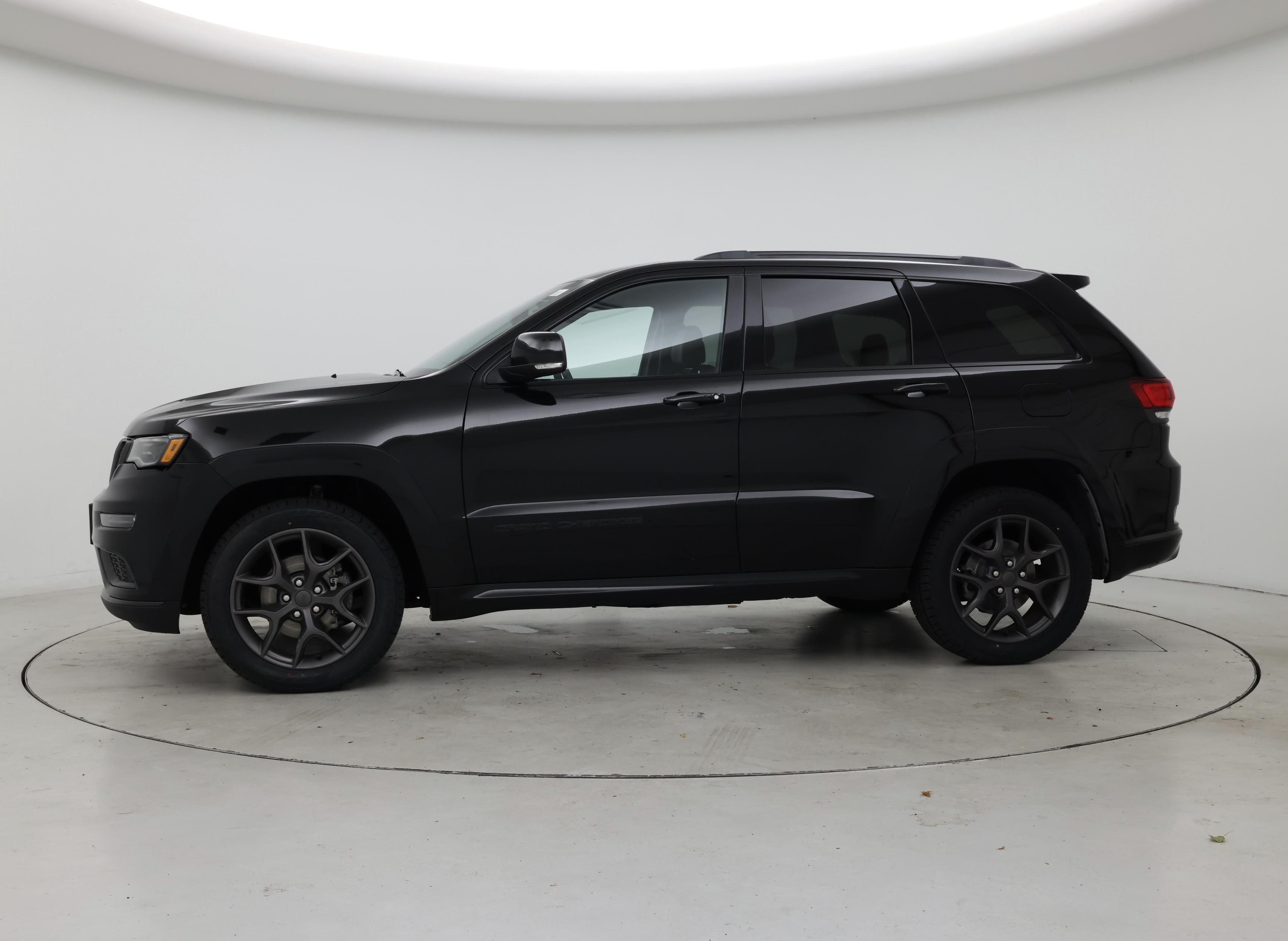 Thumbnail: 2020 Jeep Grand Cherokee - 3