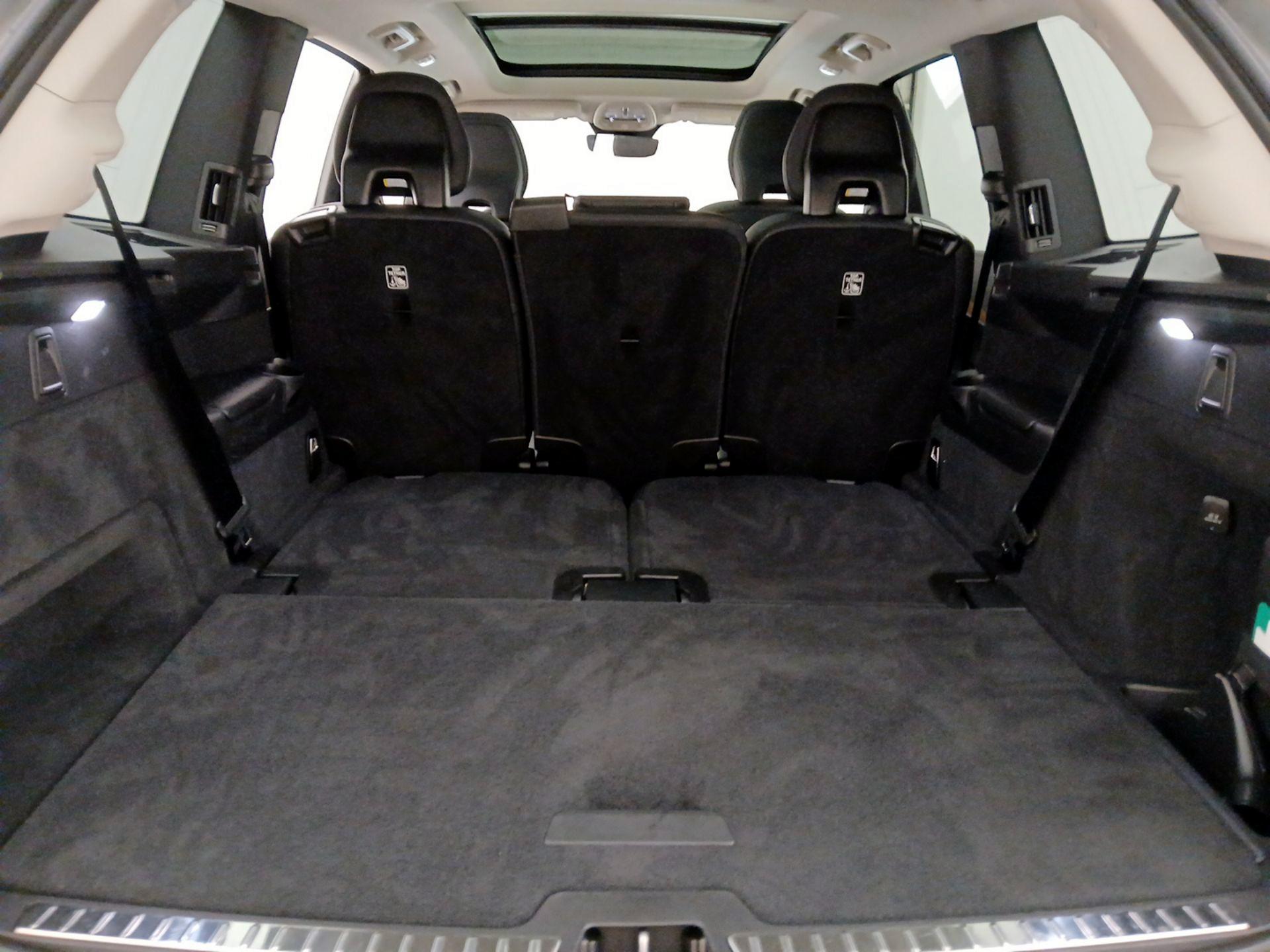 Thumbnail: 2024 Volvo XC90 - 19
