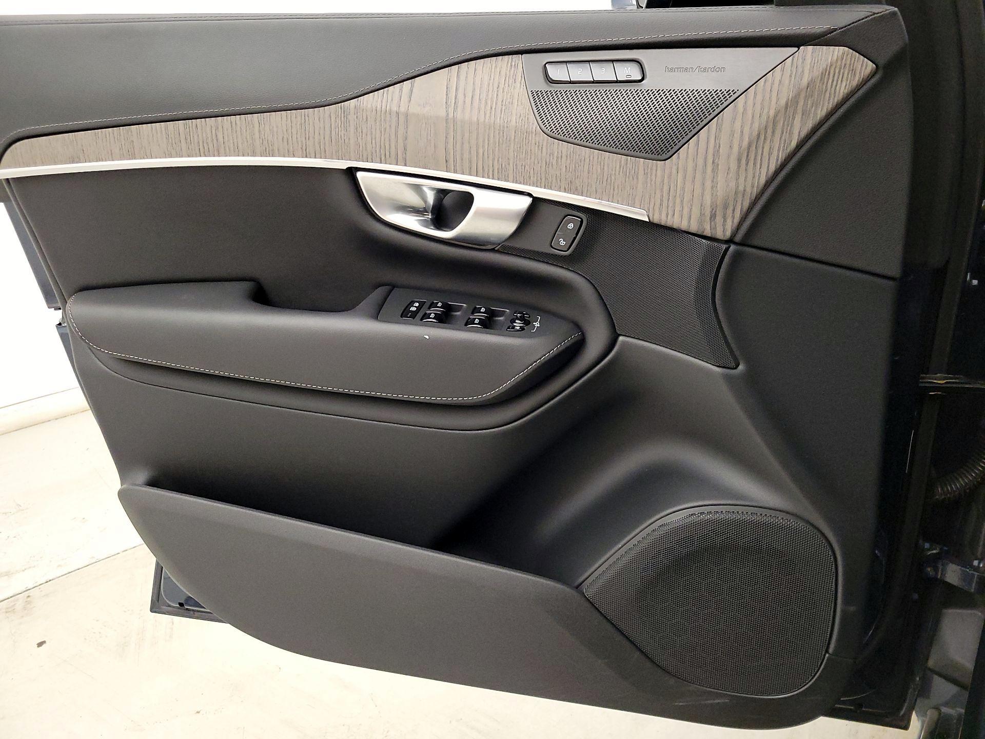 Thumbnail: 2024 Volvo XC90 - 12