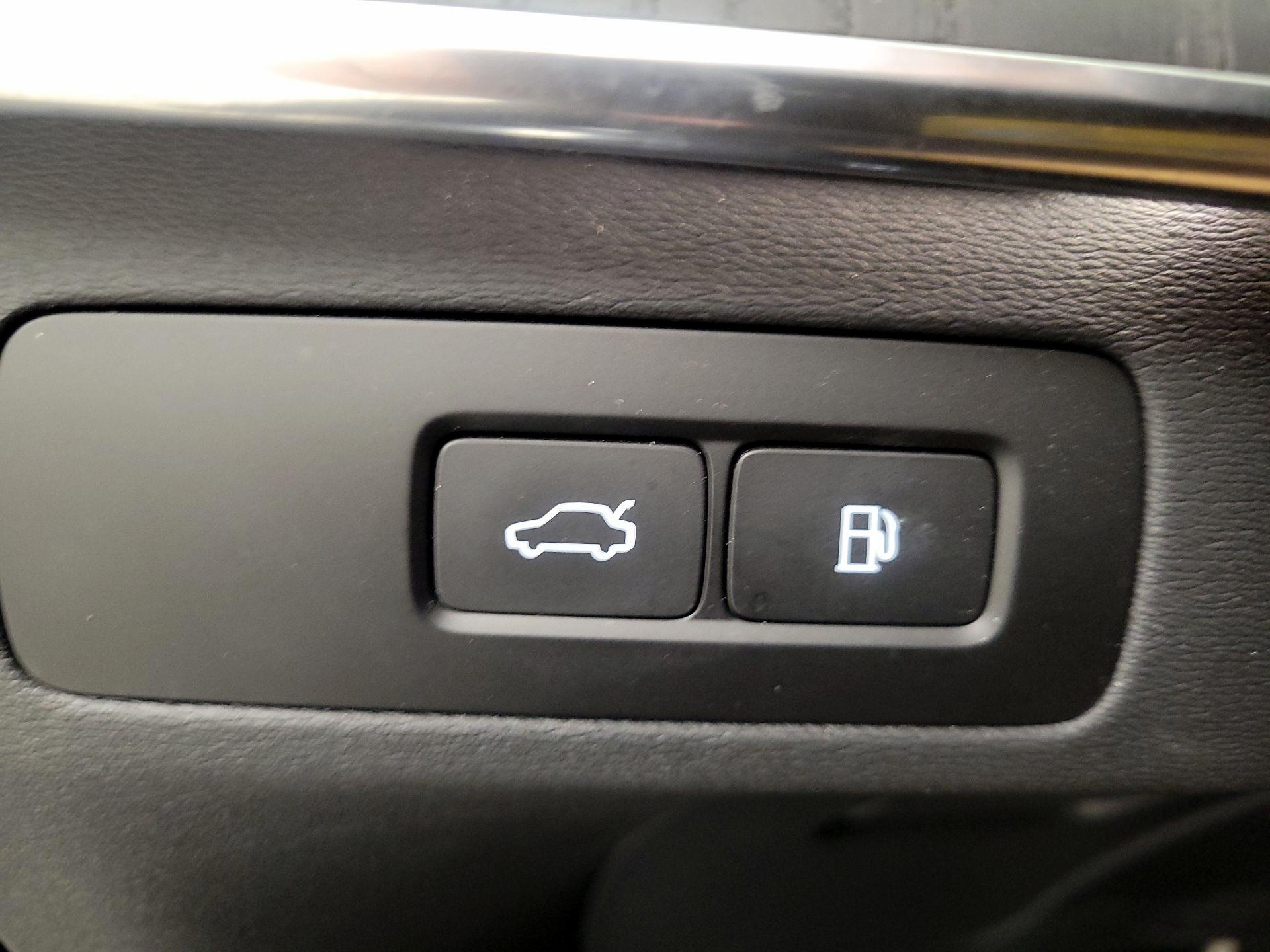 Thumbnail: 2024 Volvo XC90 - 13