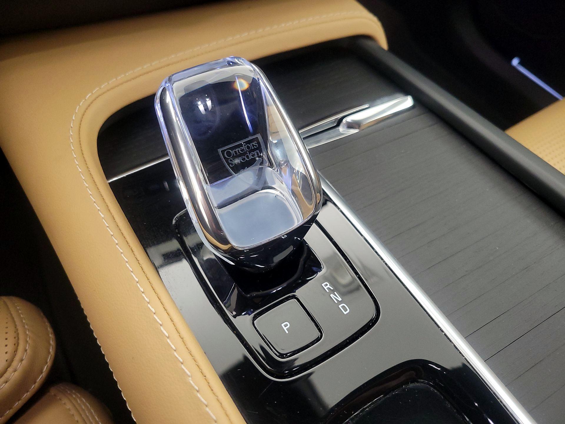 Thumbnail: 2024 Volvo XC90 - 18