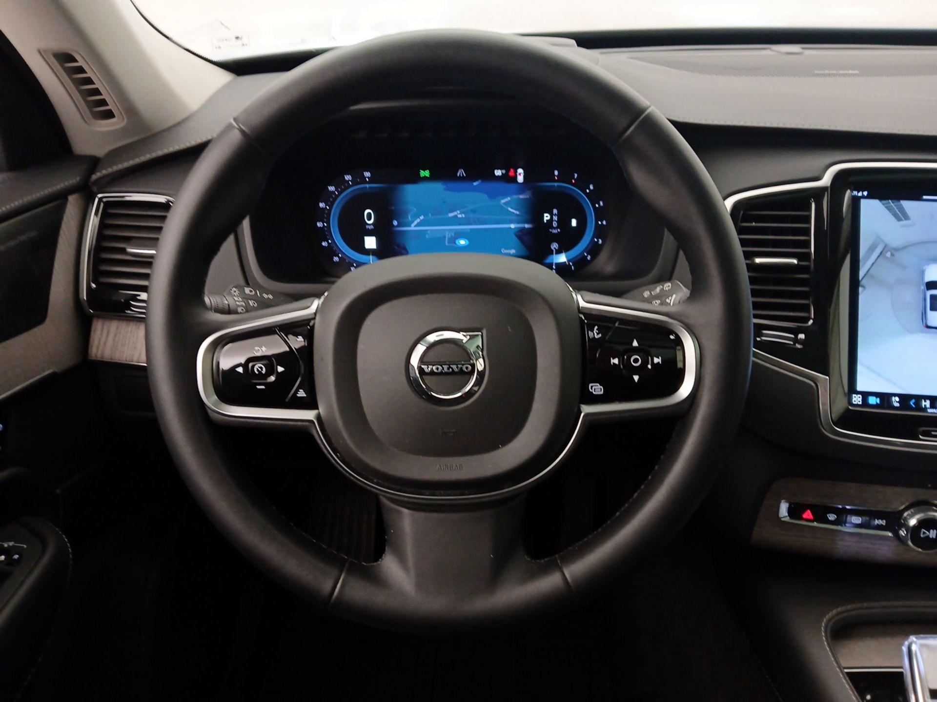 Thumbnail: 2023 Volvo XC90 - 10