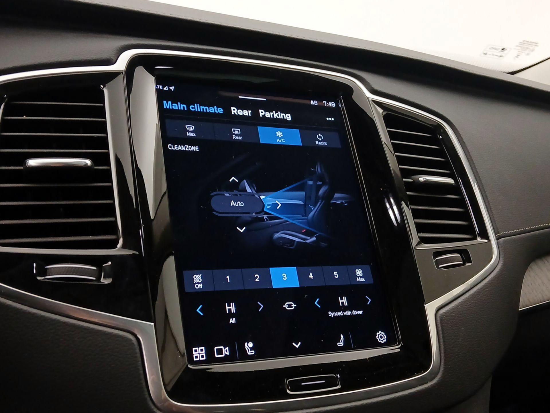 Thumbnail: 2023 Volvo XC90 - 16