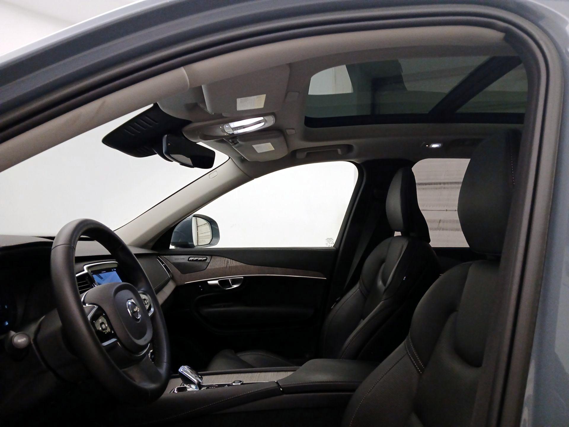 Thumbnail: 2023 Volvo XC90 - 19