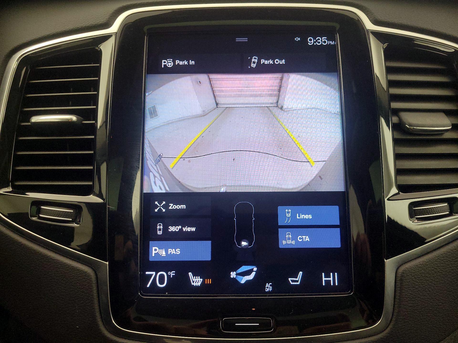 Thumbnail: 2022 Volvo XC90 - 15