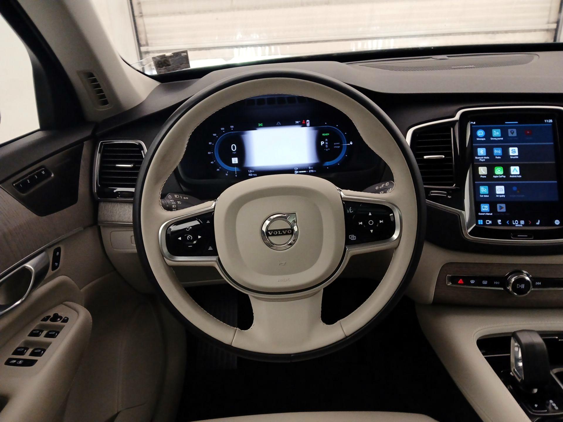 Thumbnail: 2024 Volvo XC90 - 10