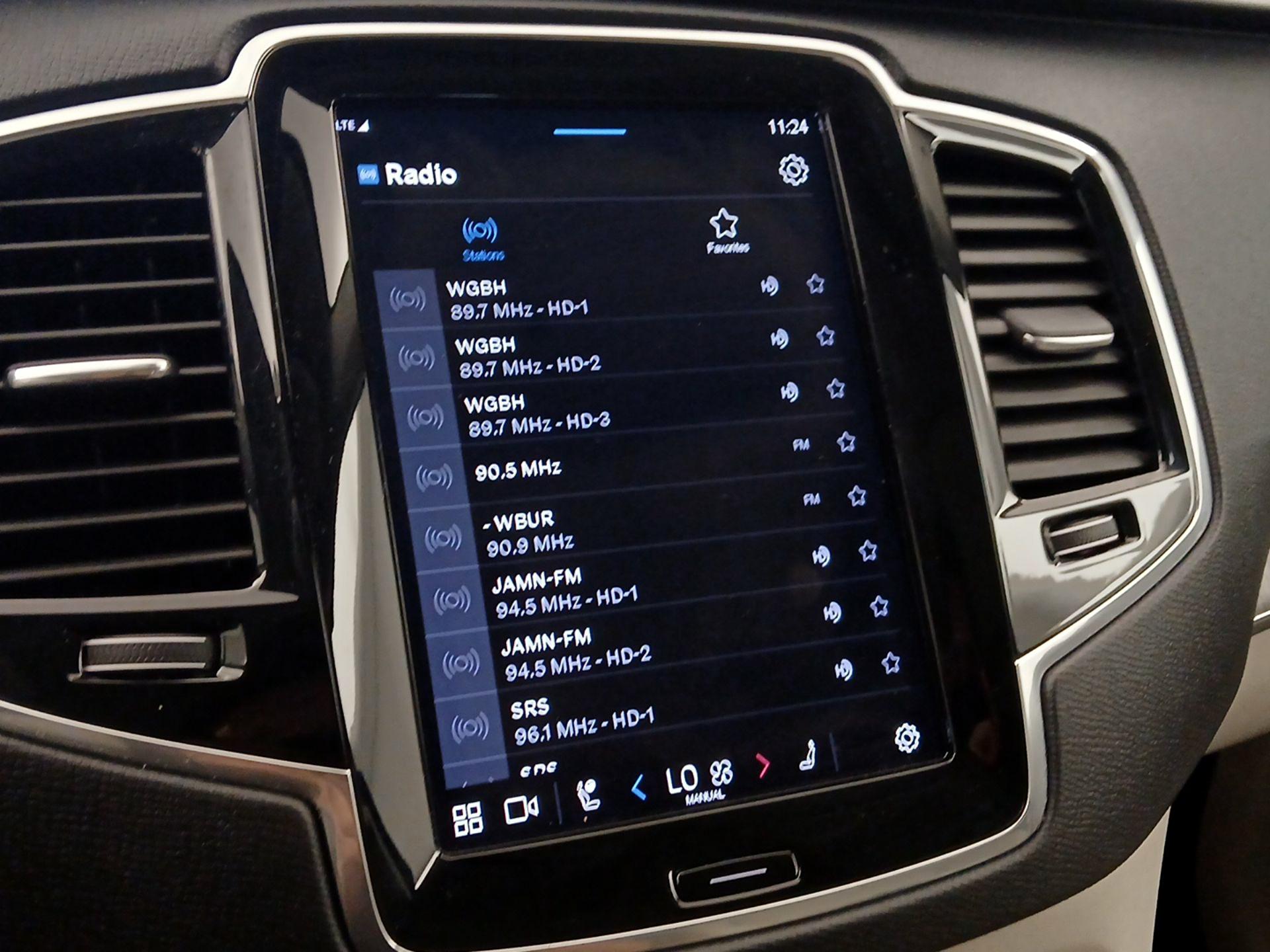 Thumbnail: 2024 Volvo XC90 - 15