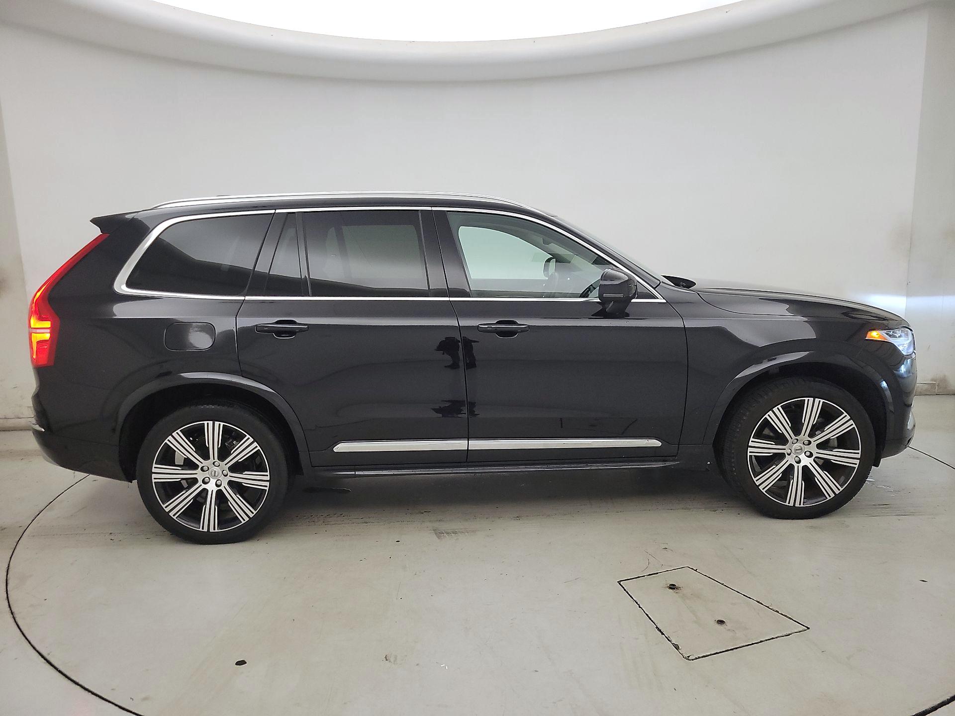 Thumbnail: 2022 Volvo XC90 - 4