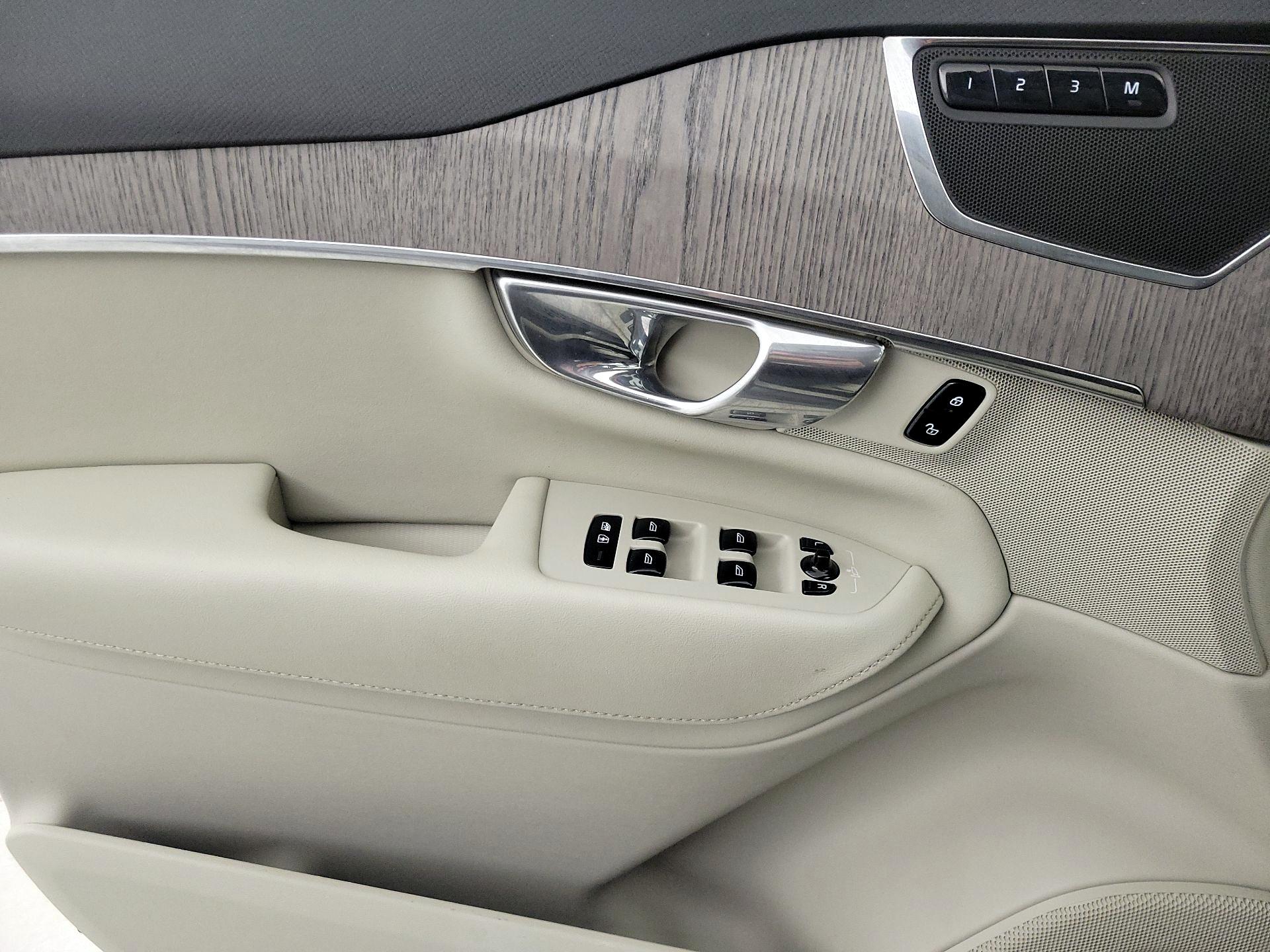 Thumbnail: 2024 Volvo XC90 - 12