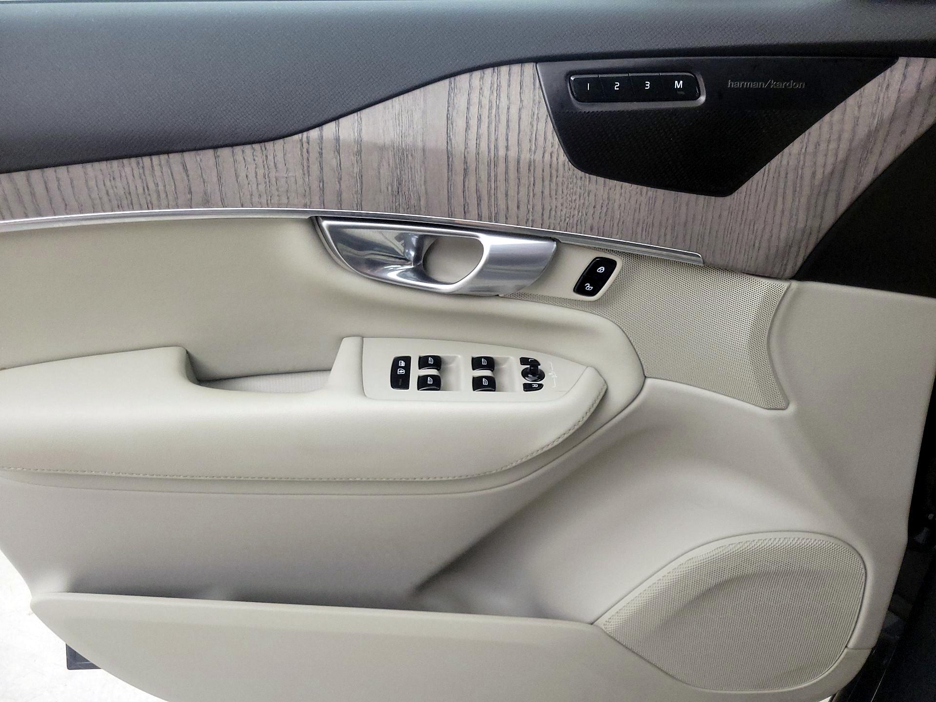 Thumbnail: 2024 Volvo XC90 - 12