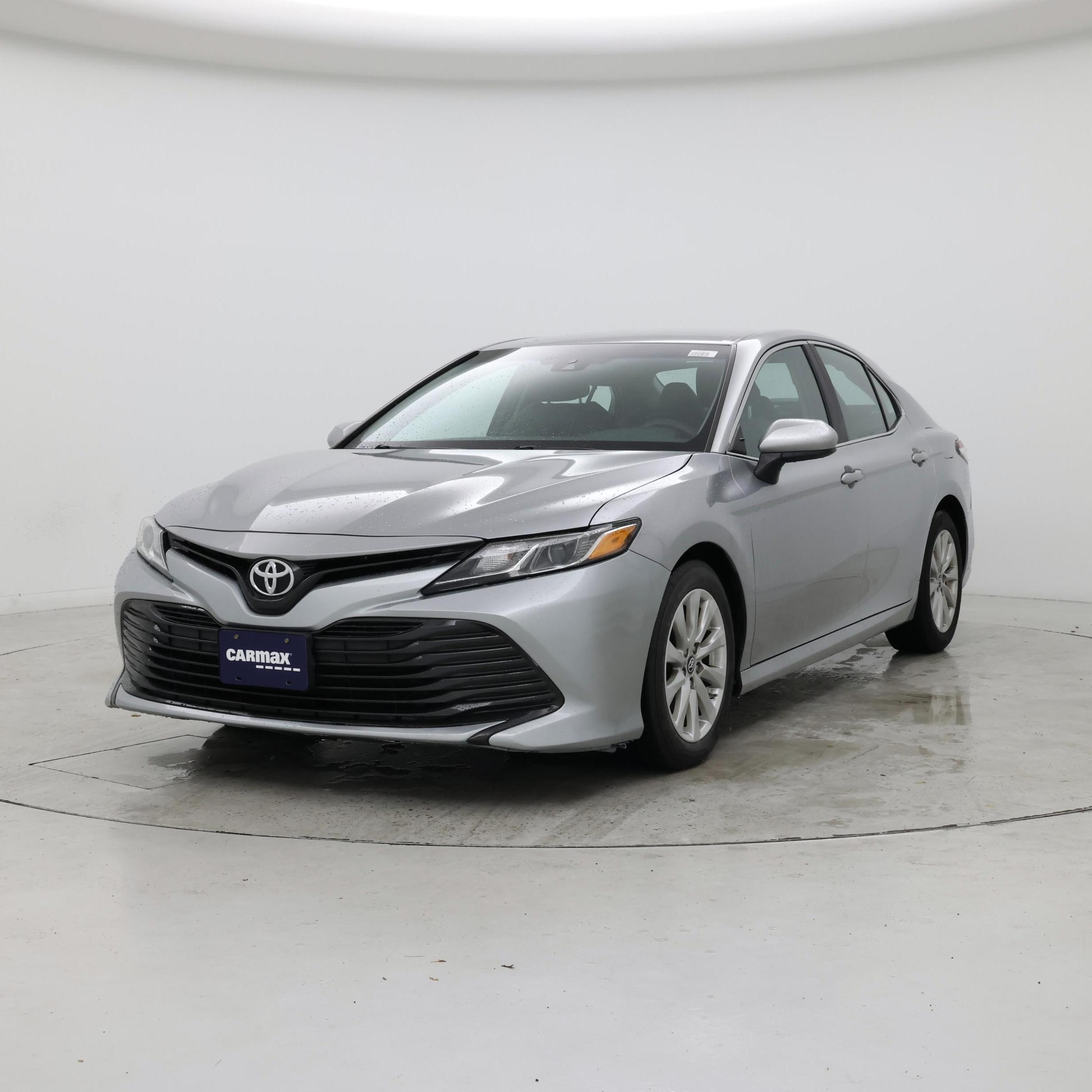 Thumbnail: 2018 Toyota Camry - 4