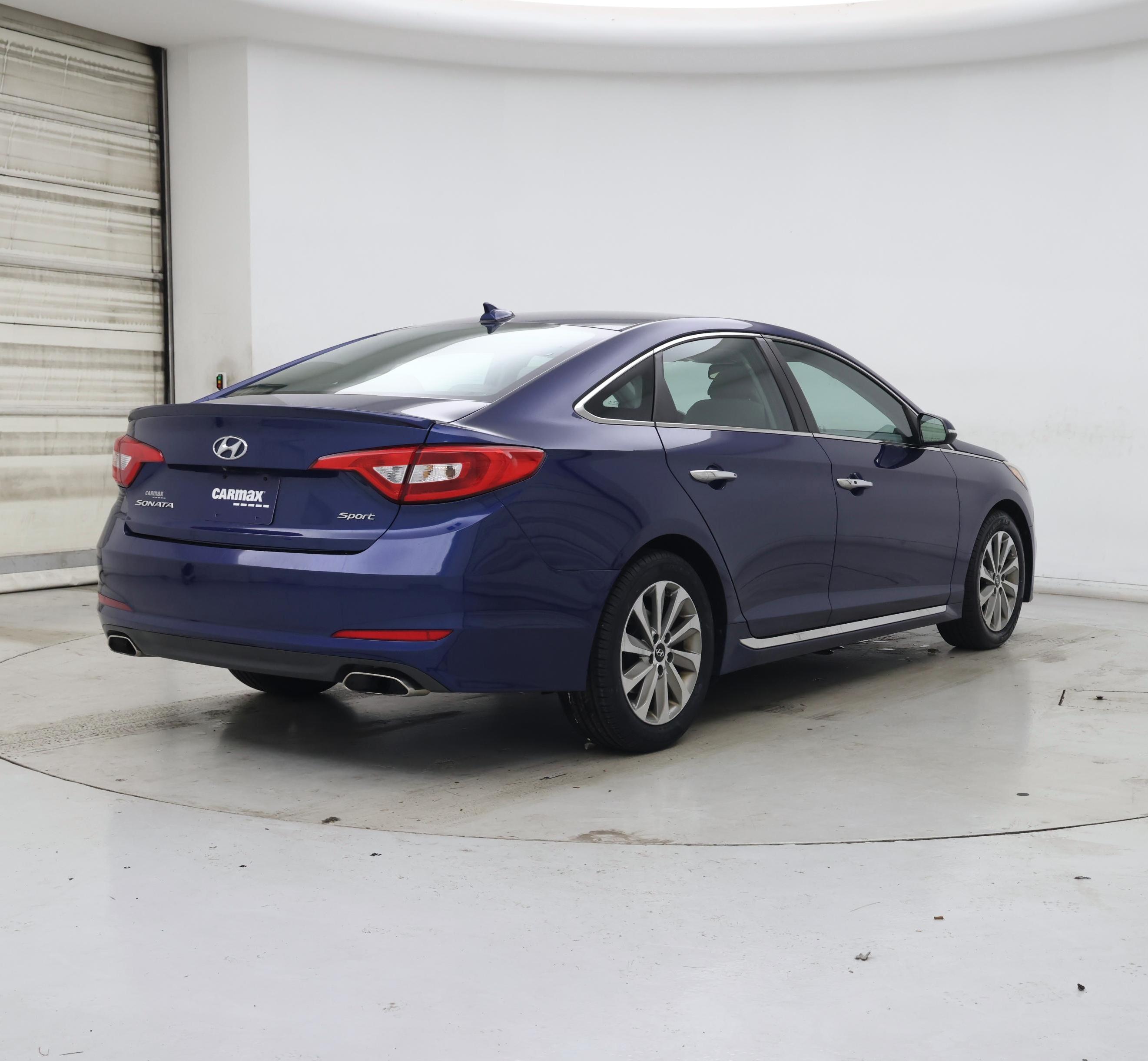 Thumbnail: 2016 Hyundai Sonata - 8