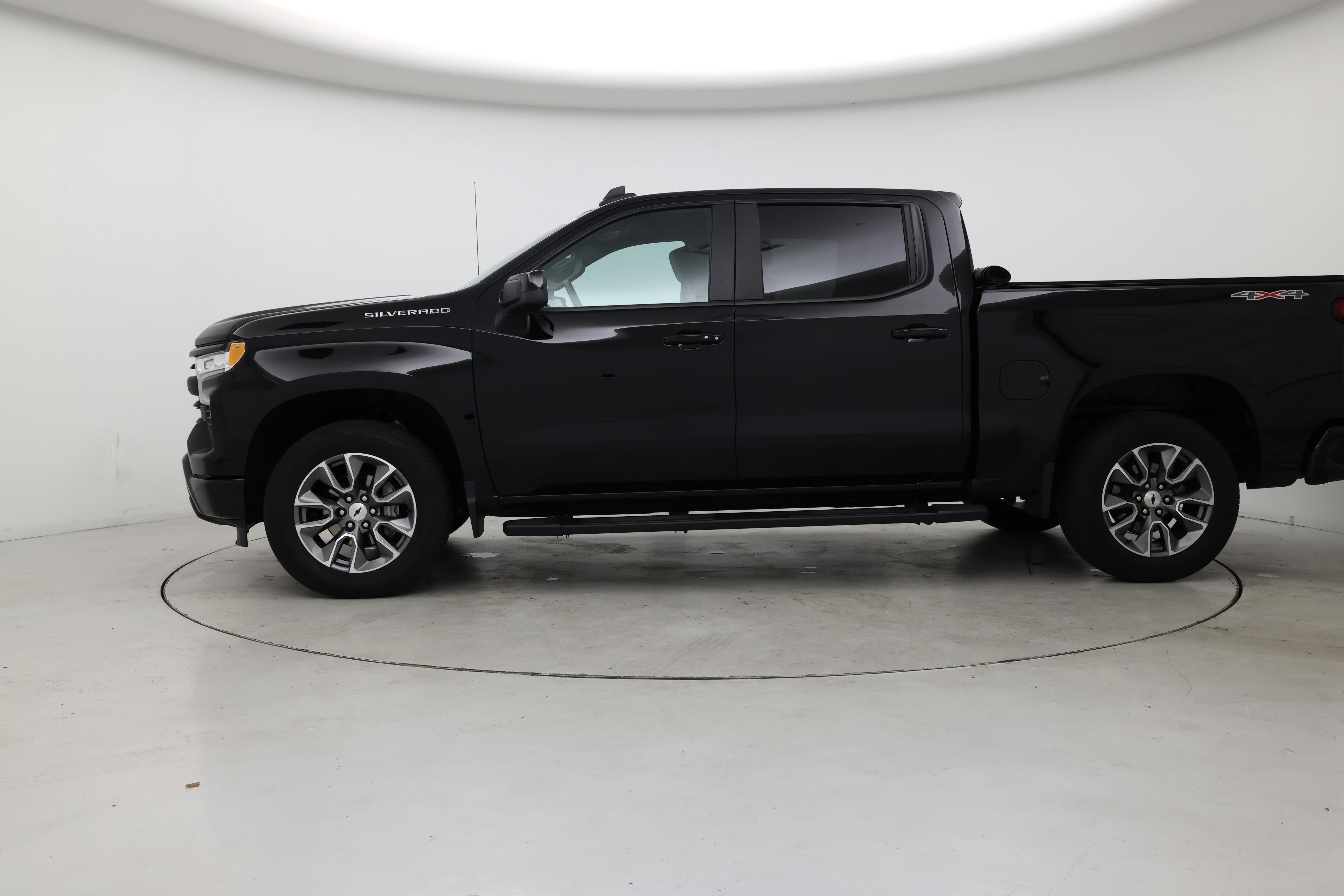 Thumbnail: 2024 Chevrolet Silverado 1500 - 3