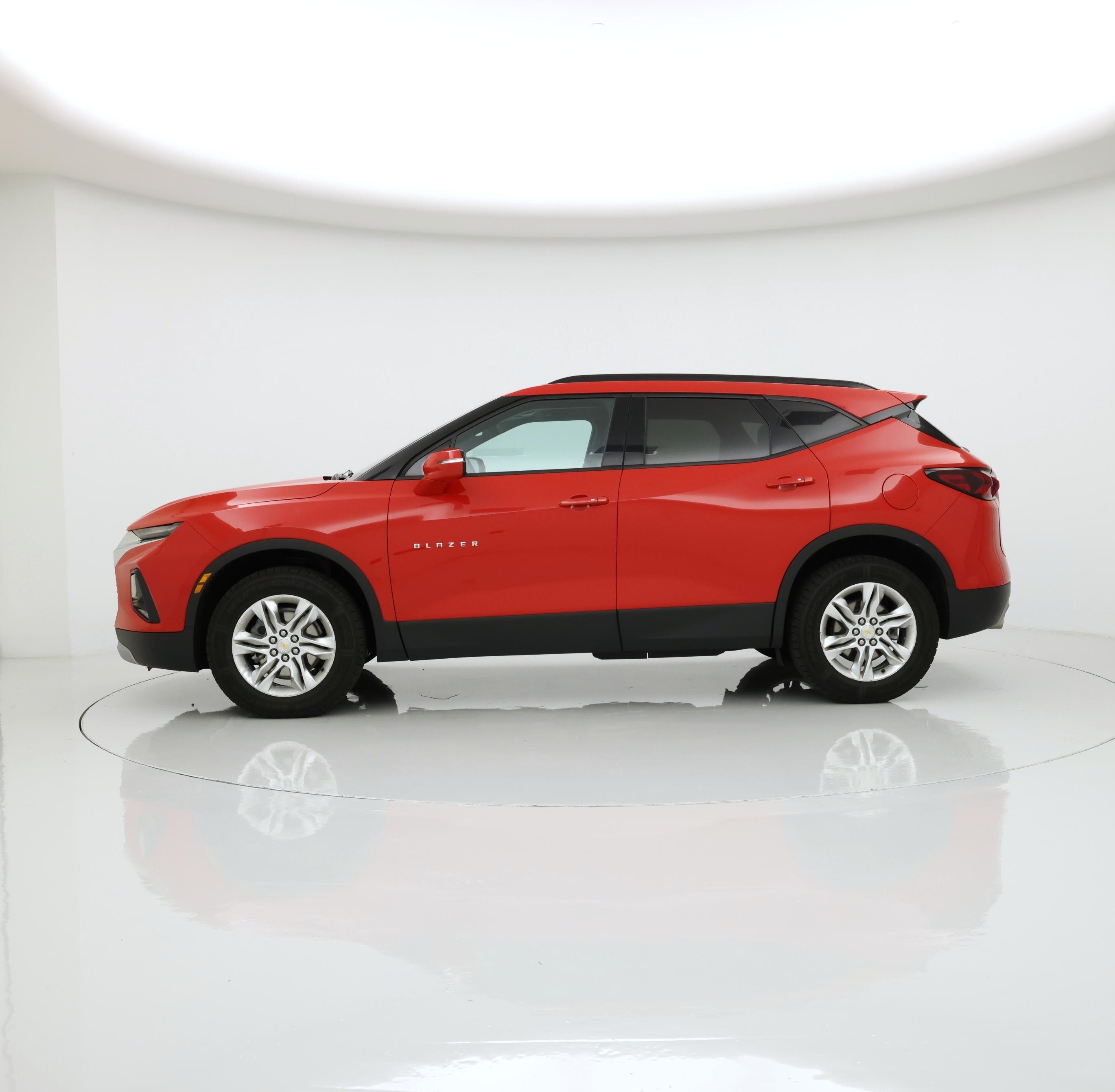 Thumbnail: 2022 Chevrolet Blazer - 3