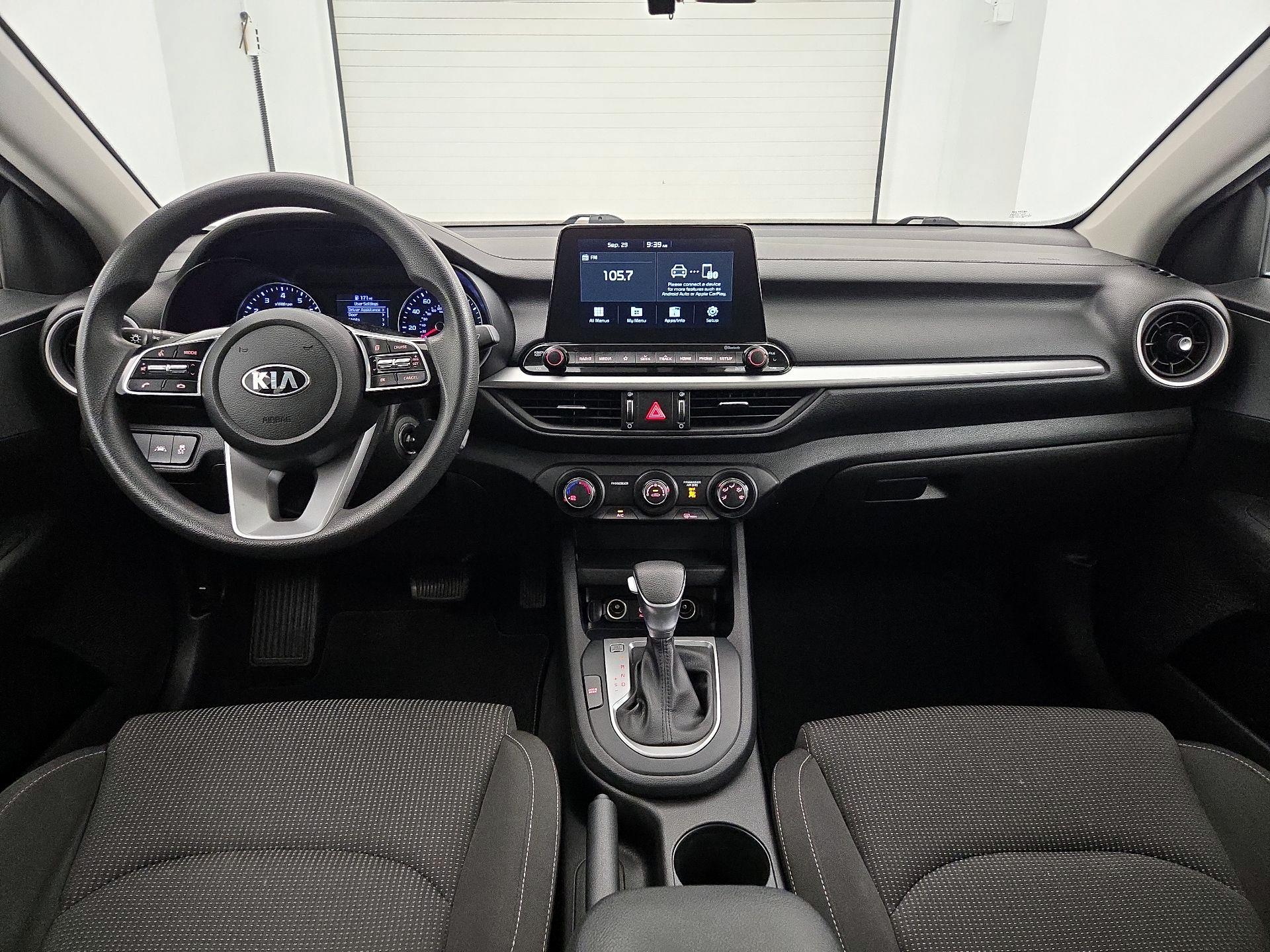 Thumbnail: 2021 Kia Forte - 9