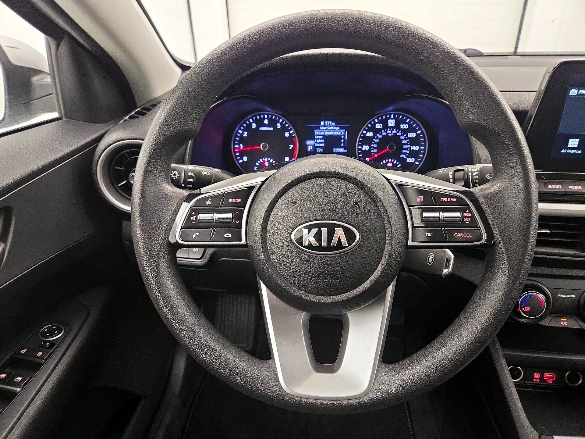 Thumbnail: 2021 Kia Forte - 10