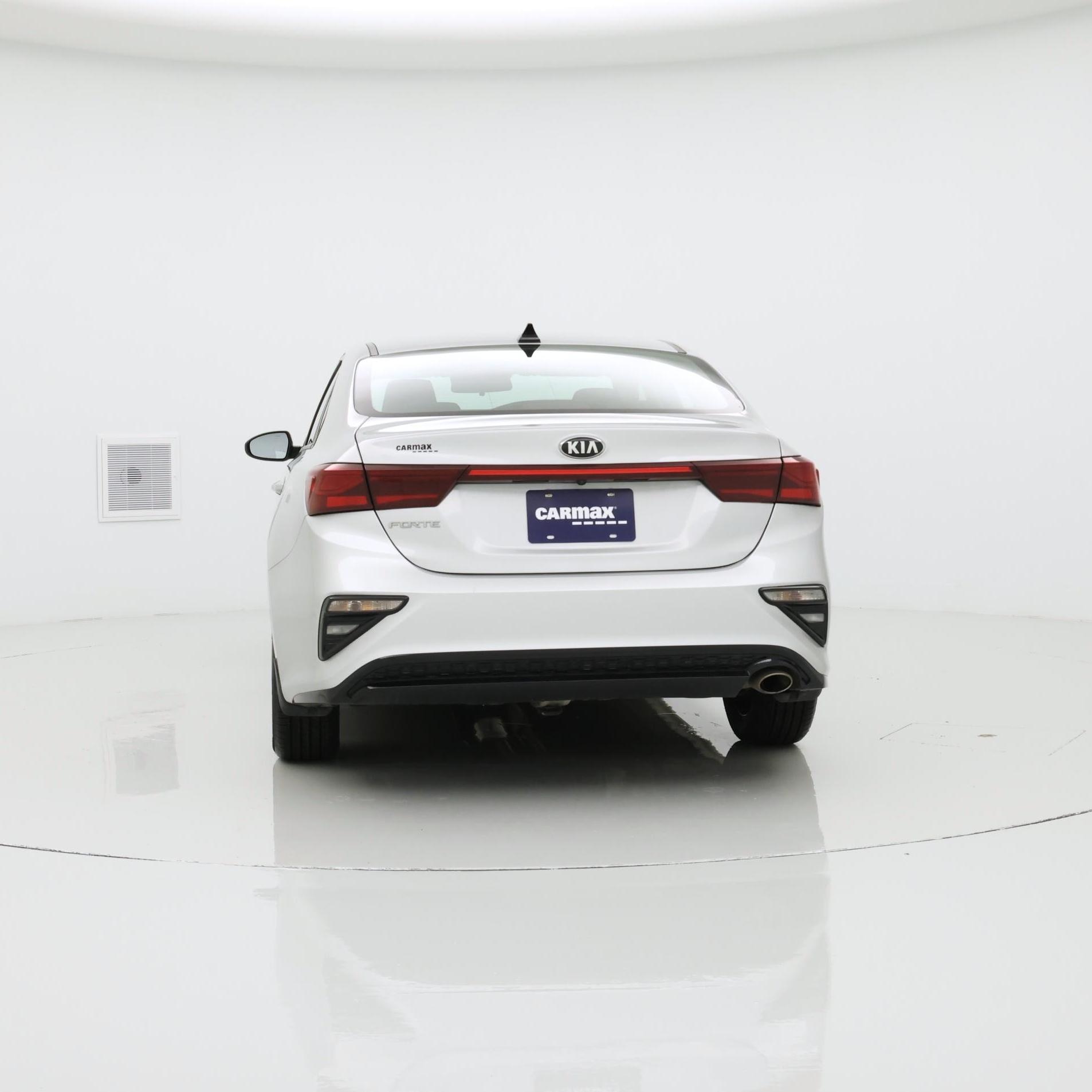 Thumbnail: 2021 Kia Forte - 6