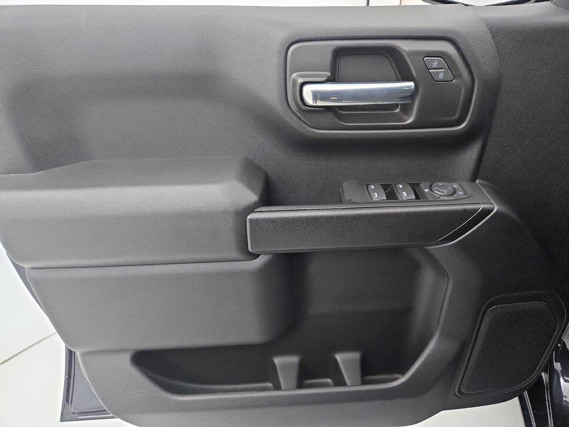 Thumbnail: 2022 Chevrolet Silverado 1500 - 12