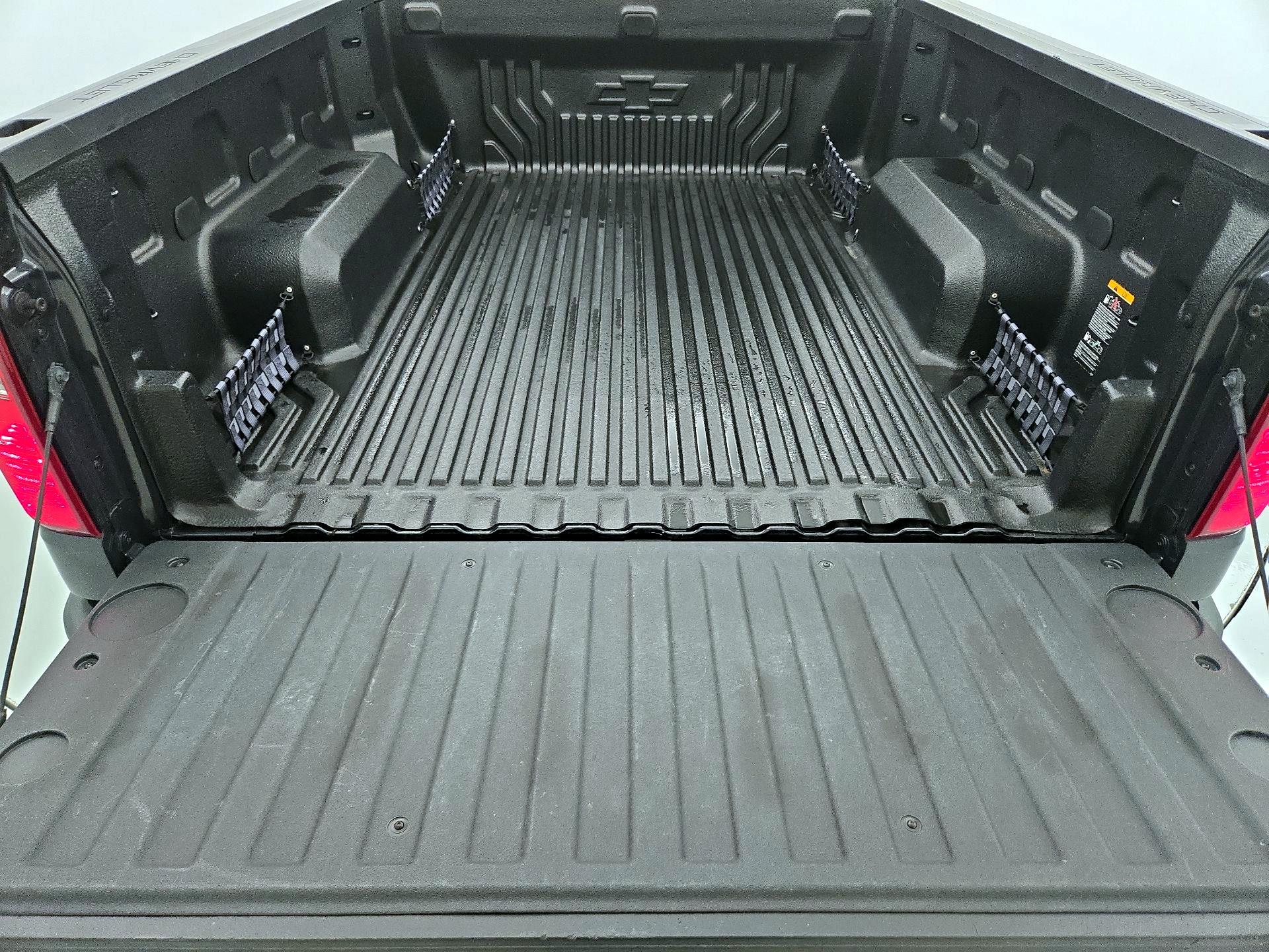 Thumbnail: 2022 Chevrolet Silverado 1500 - 20