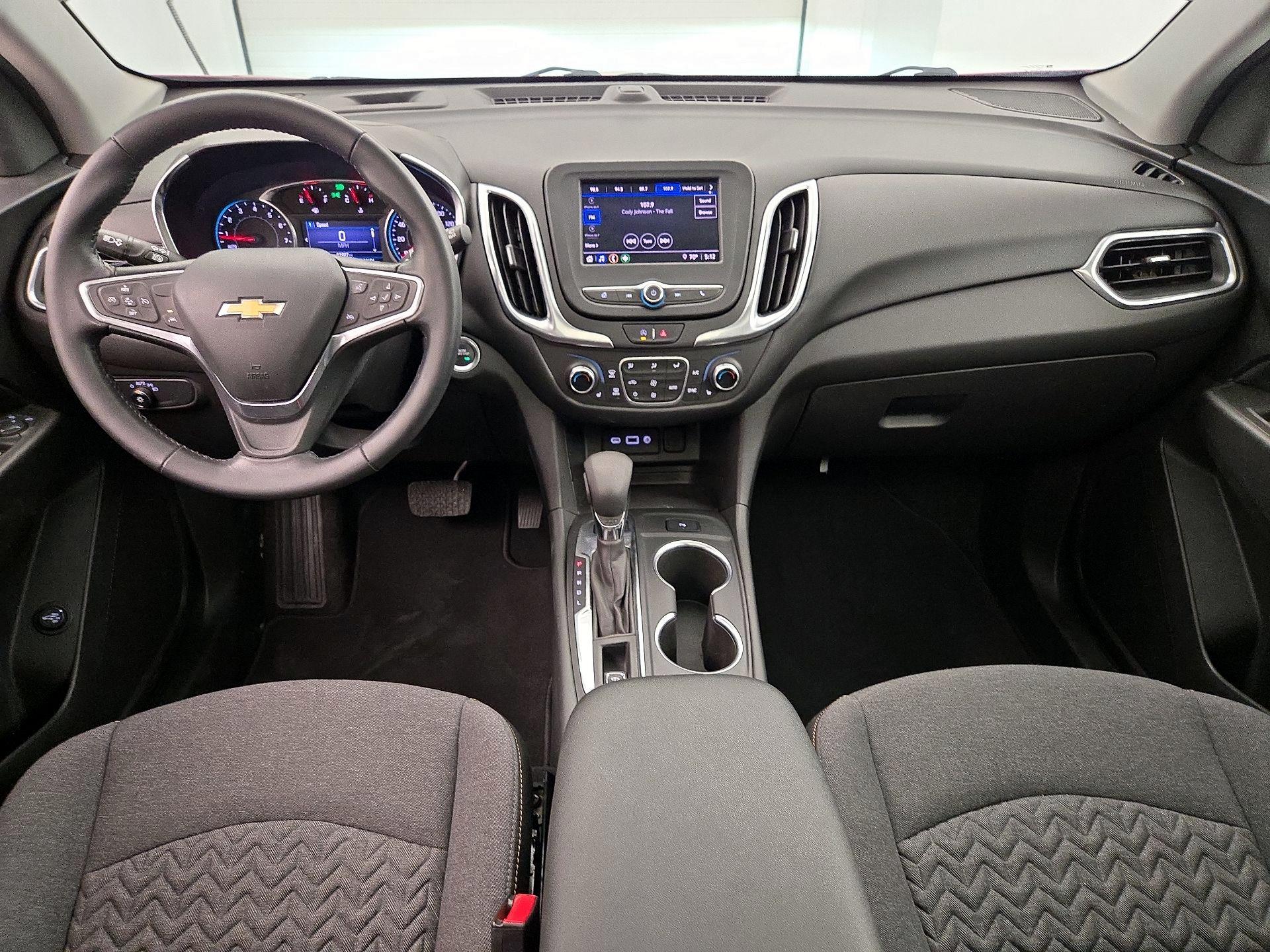 Thumbnail: 2022 Chevrolet Equinox - 9