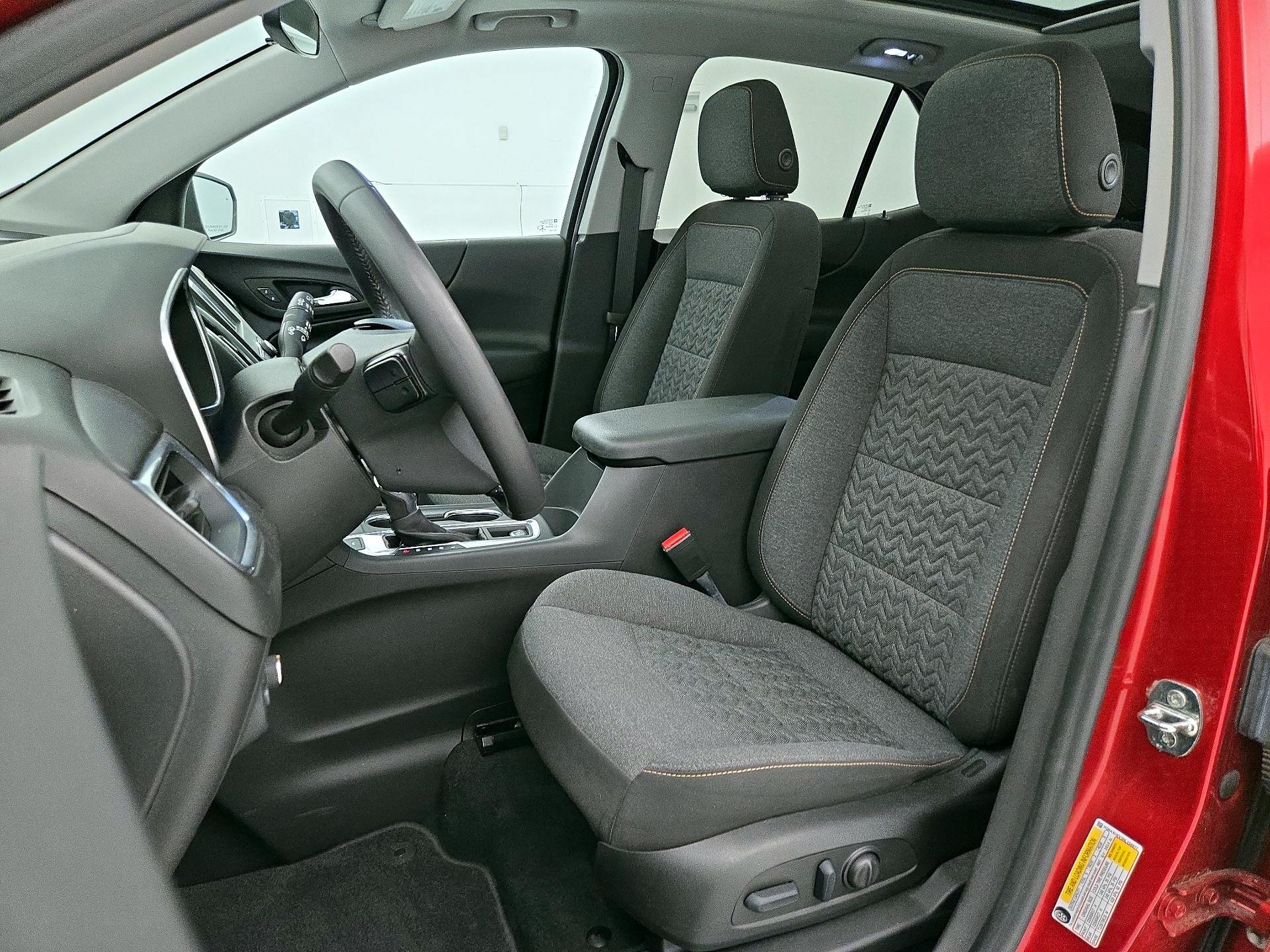 Thumbnail: 2022 Chevrolet Equinox - 11