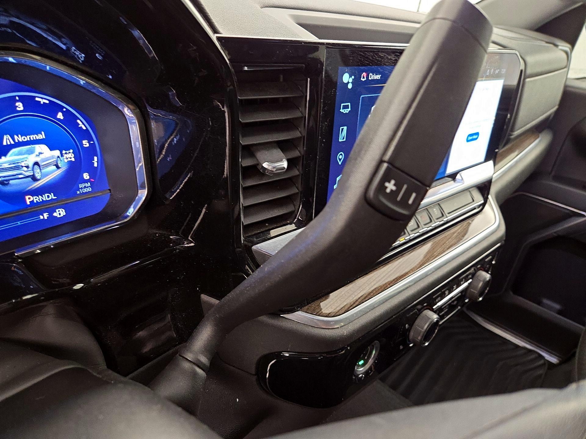 Thumbnail: 2022 Chevrolet Silverado 1500 - 17