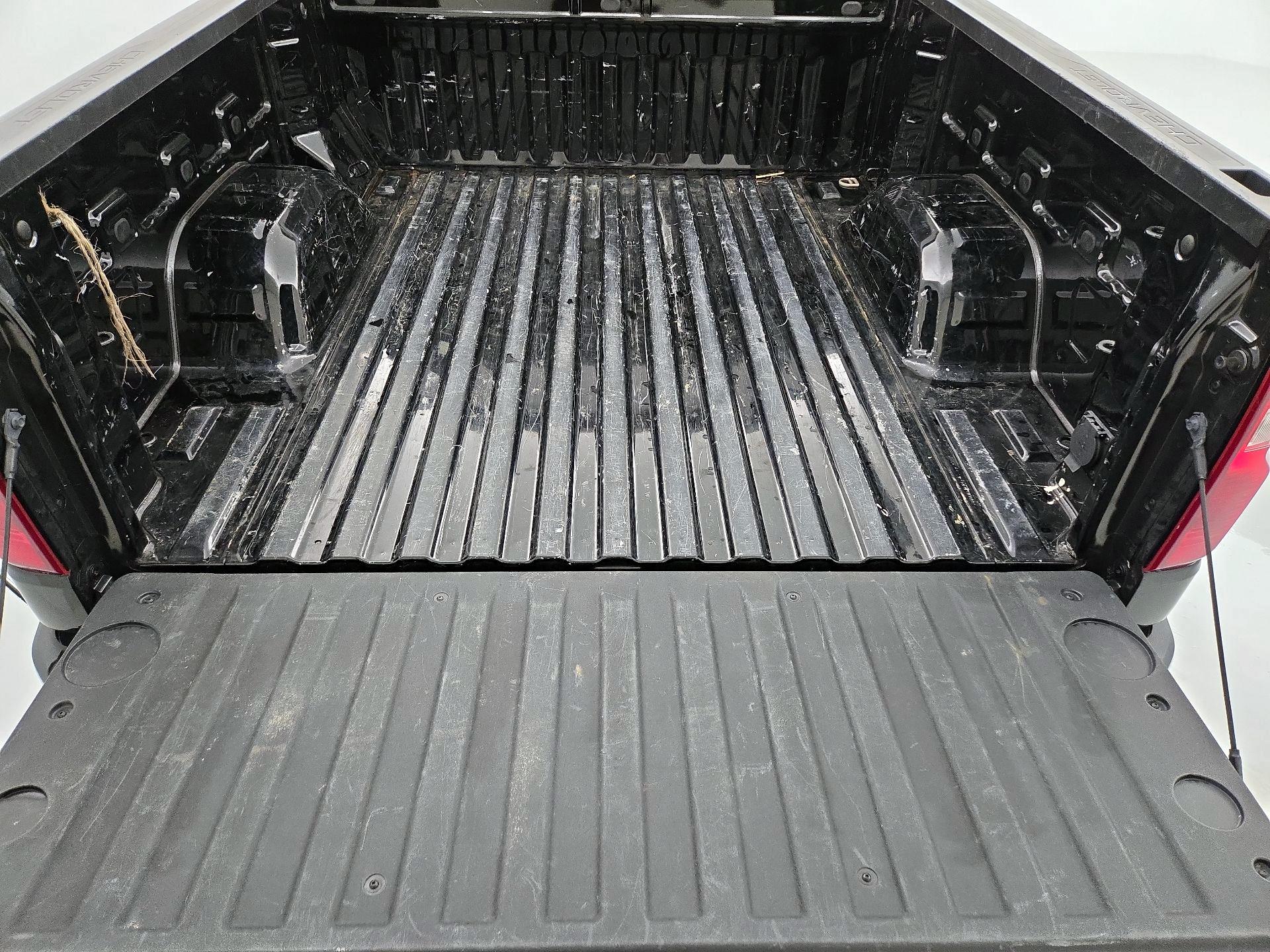 Thumbnail: 2022 Chevrolet Silverado 1500 - 20