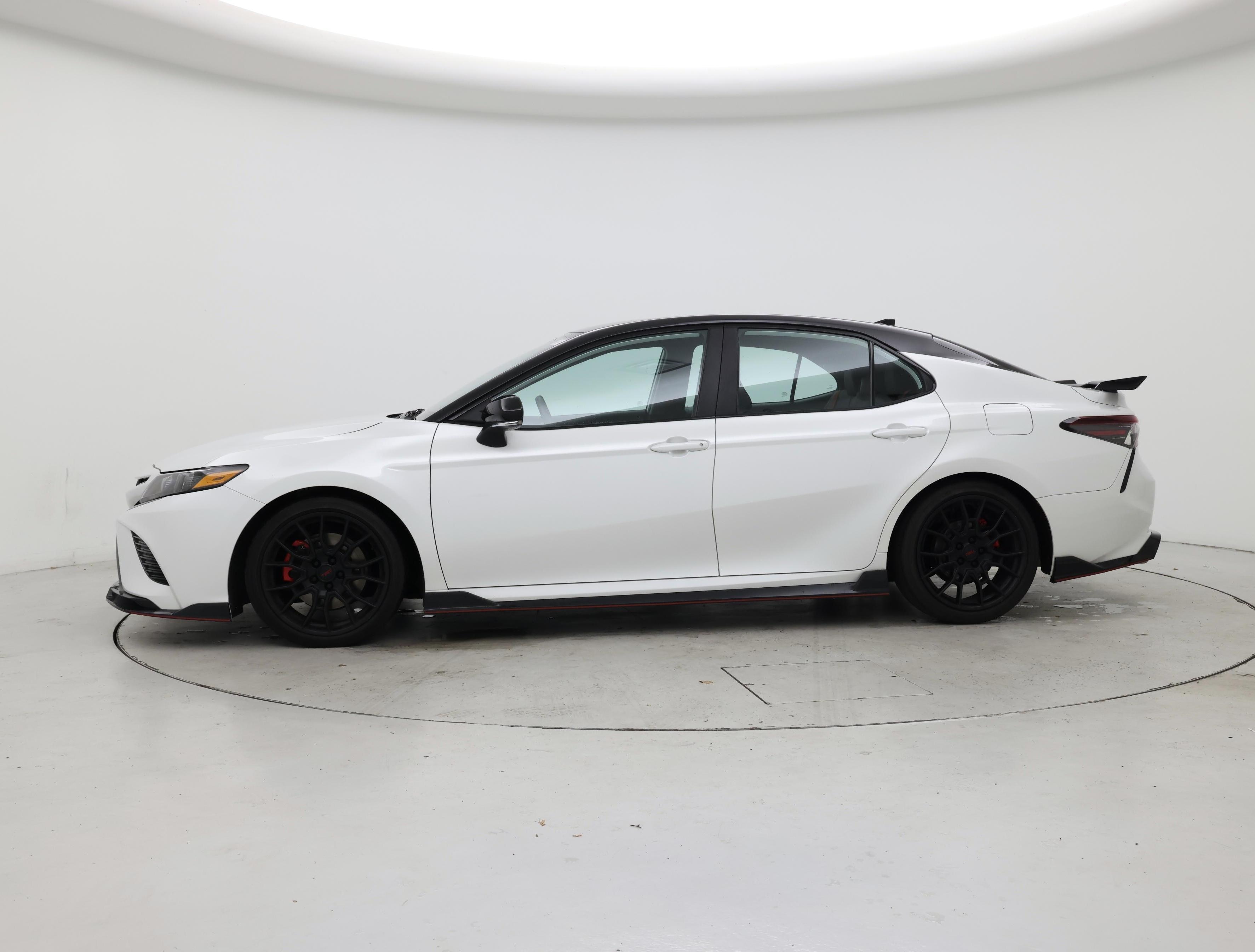 Thumbnail: 2021 Toyota Camry - 3