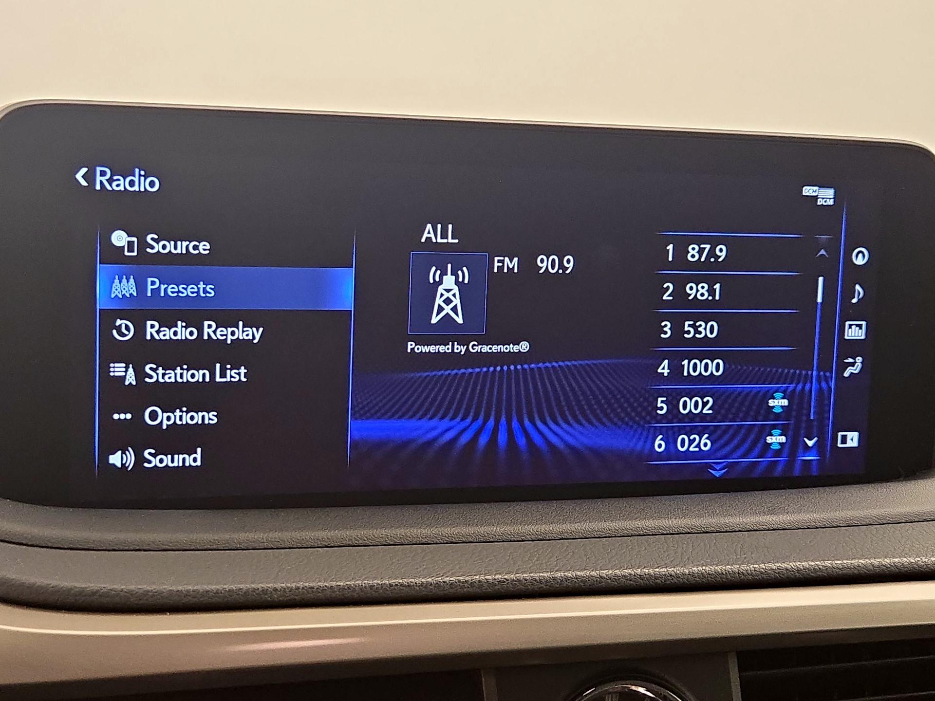 Thumbnail: 2020 Lexus RX - 16