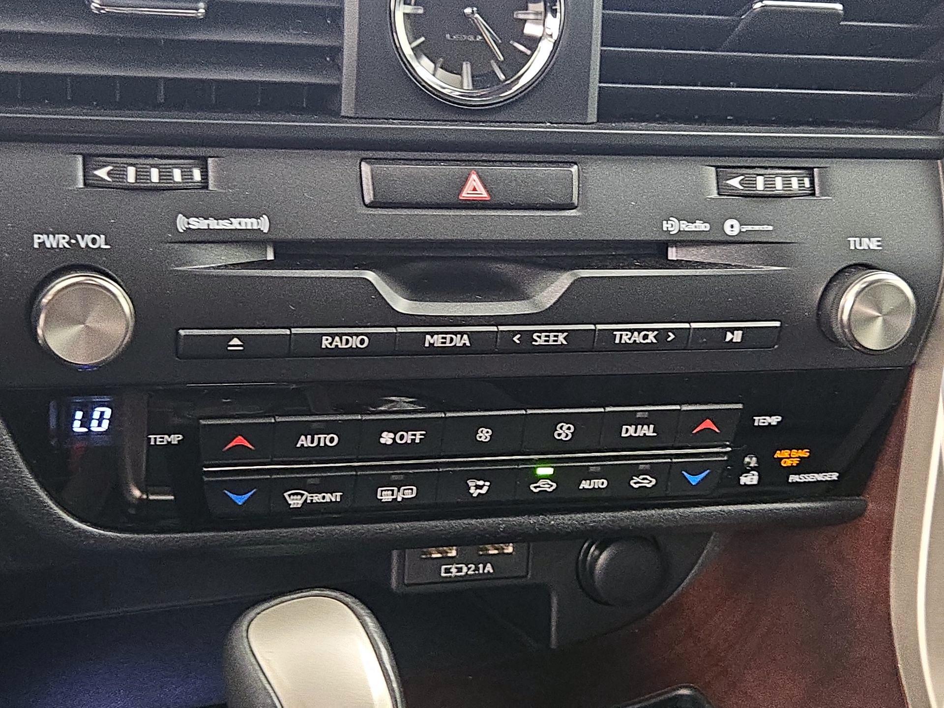 Thumbnail: 2020 Lexus RX - 17