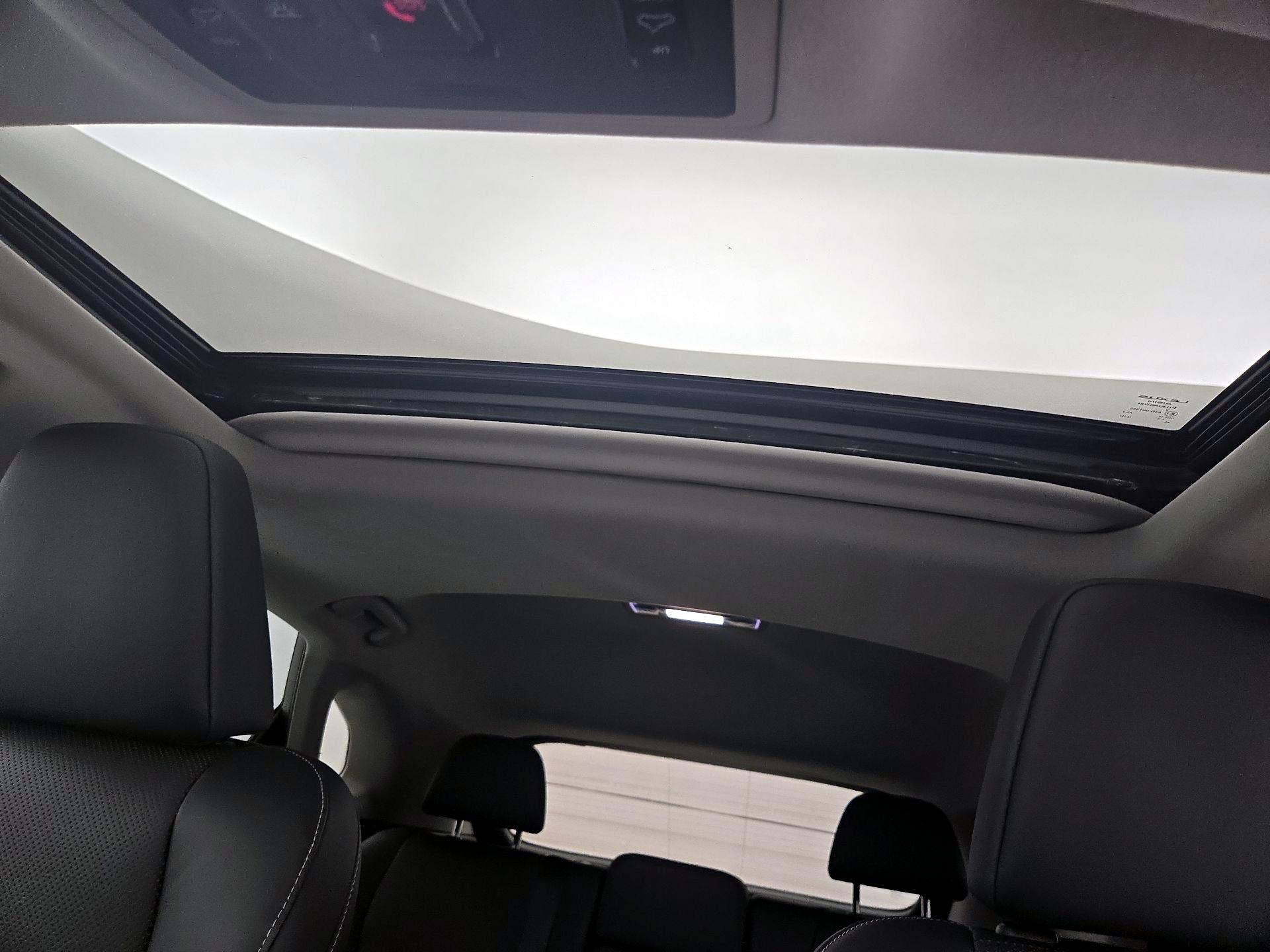Thumbnail: 2020 Lexus RX - 20