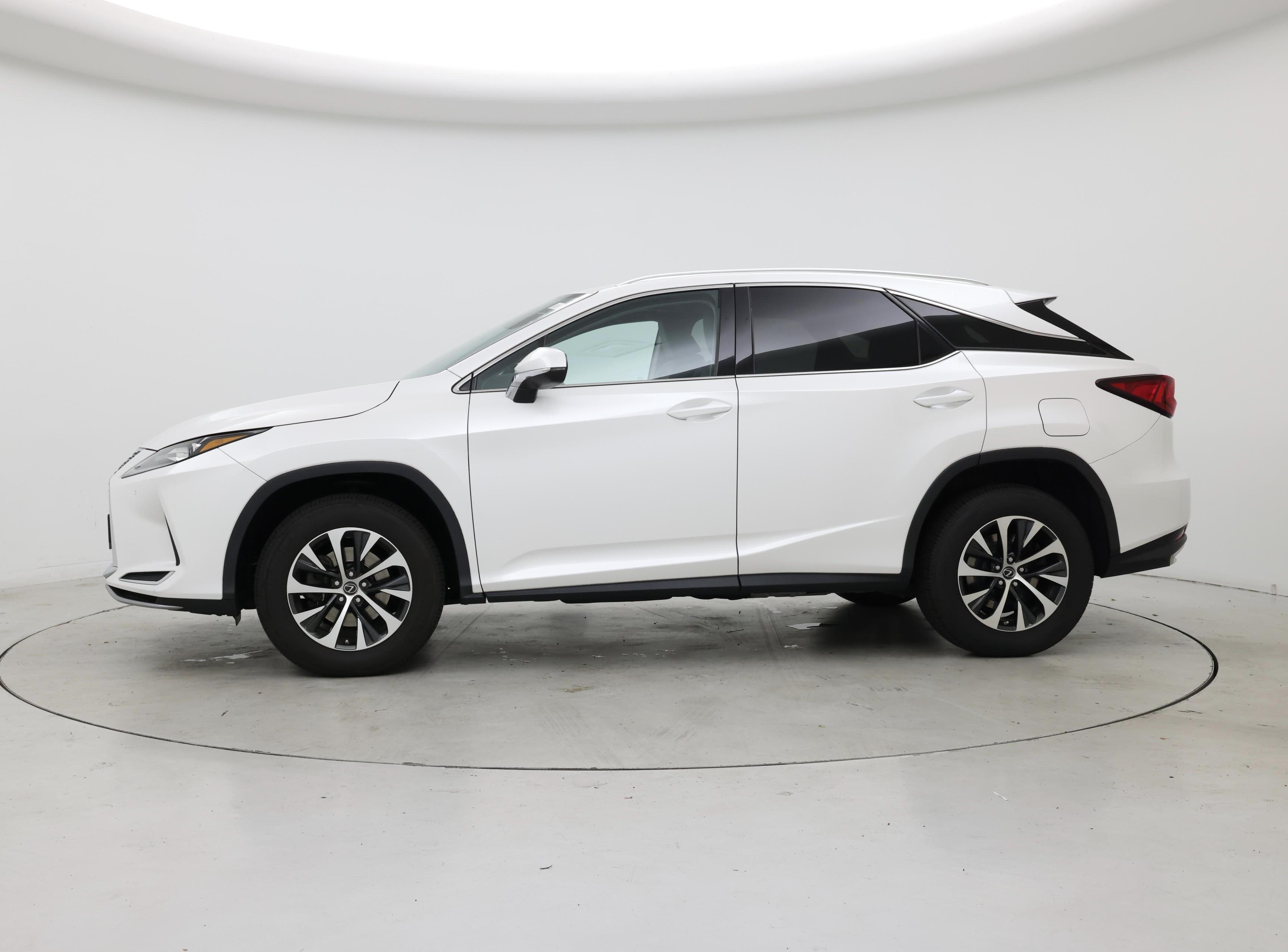 Thumbnail: 2020 Lexus RX - 3