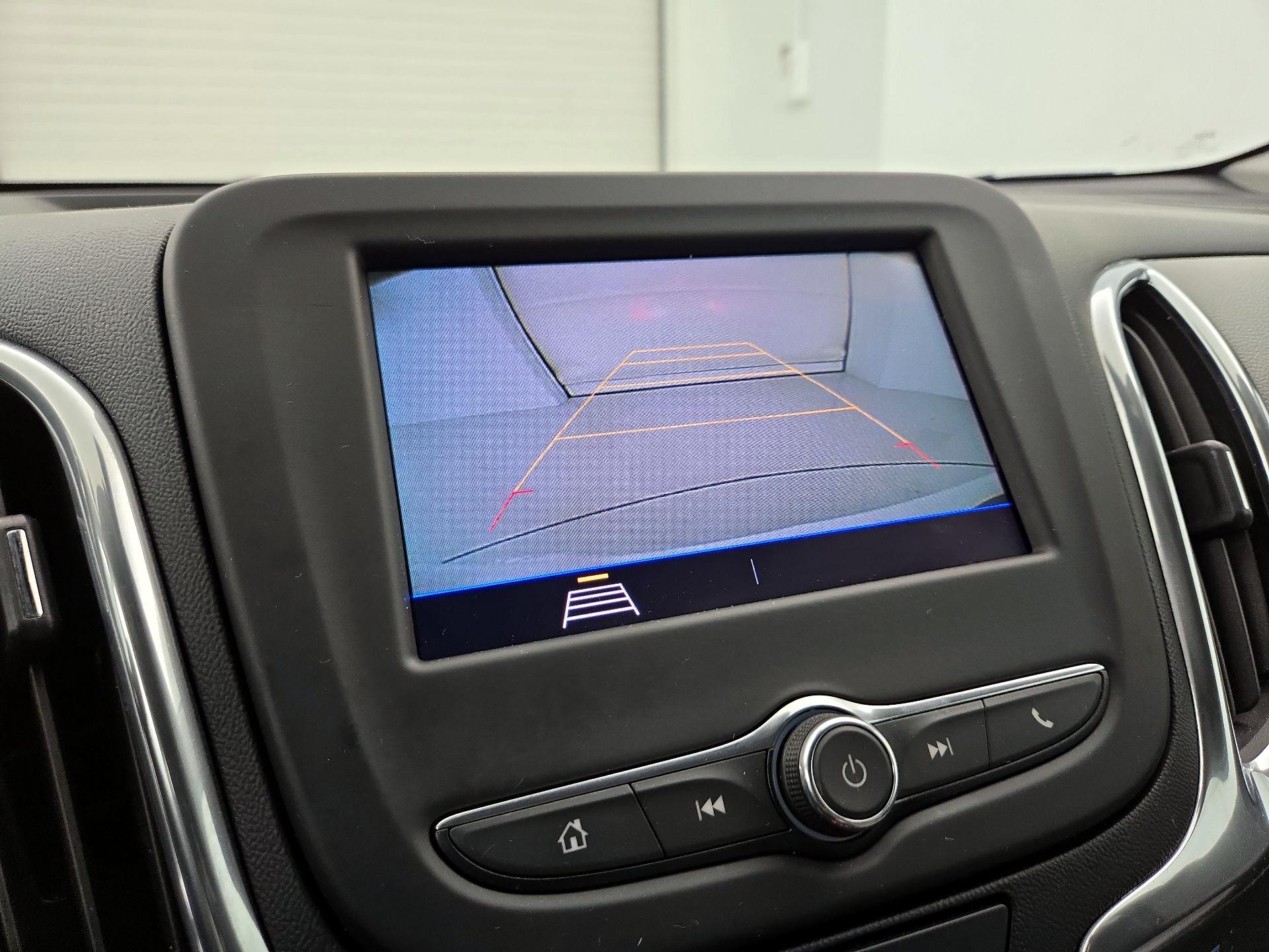 Thumbnail: 2020 Chevrolet Equinox - 14