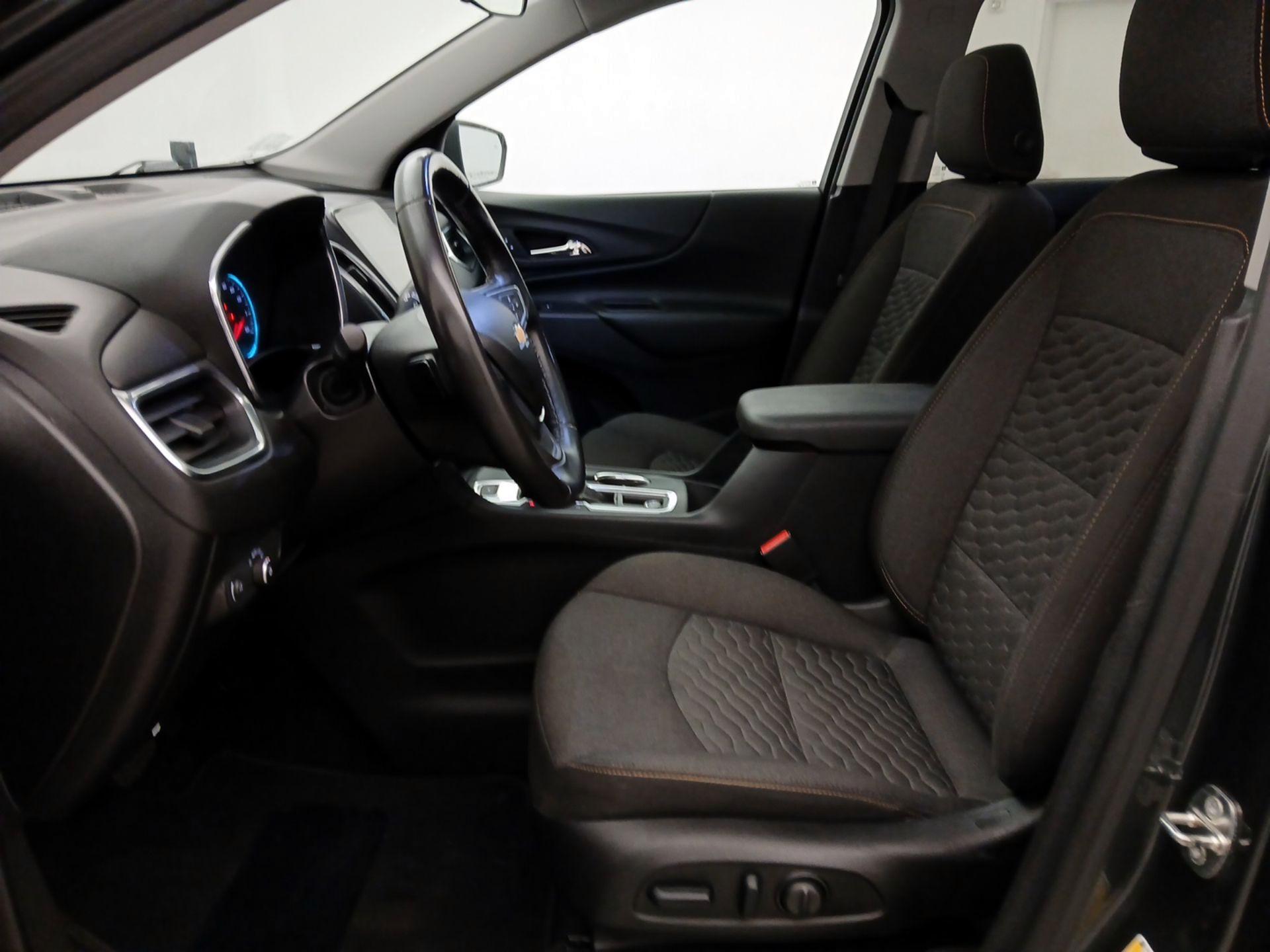 Thumbnail: 2019 Chevrolet Equinox - 9