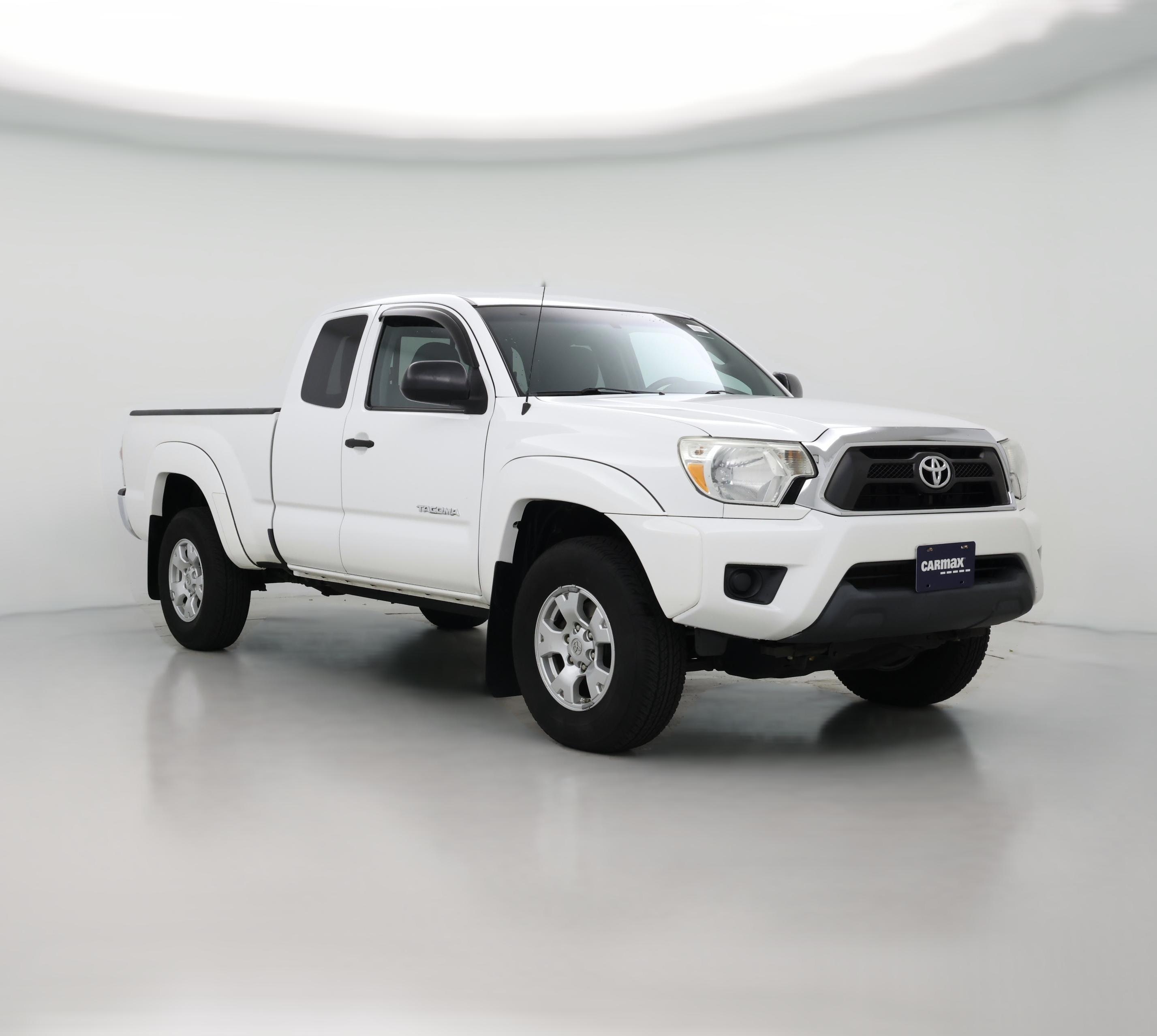 Thumbnail: 2015 Toyota Tacoma - 1