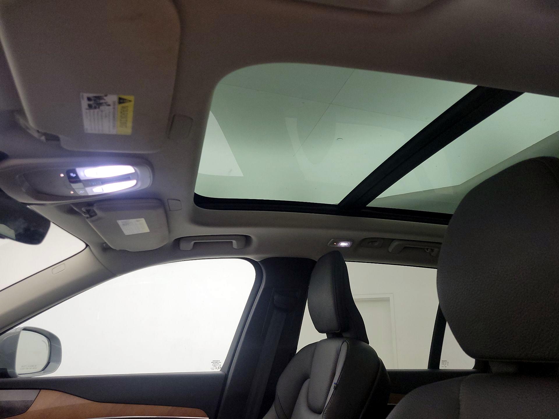 Thumbnail: 2024 Volvo XC90 - 19