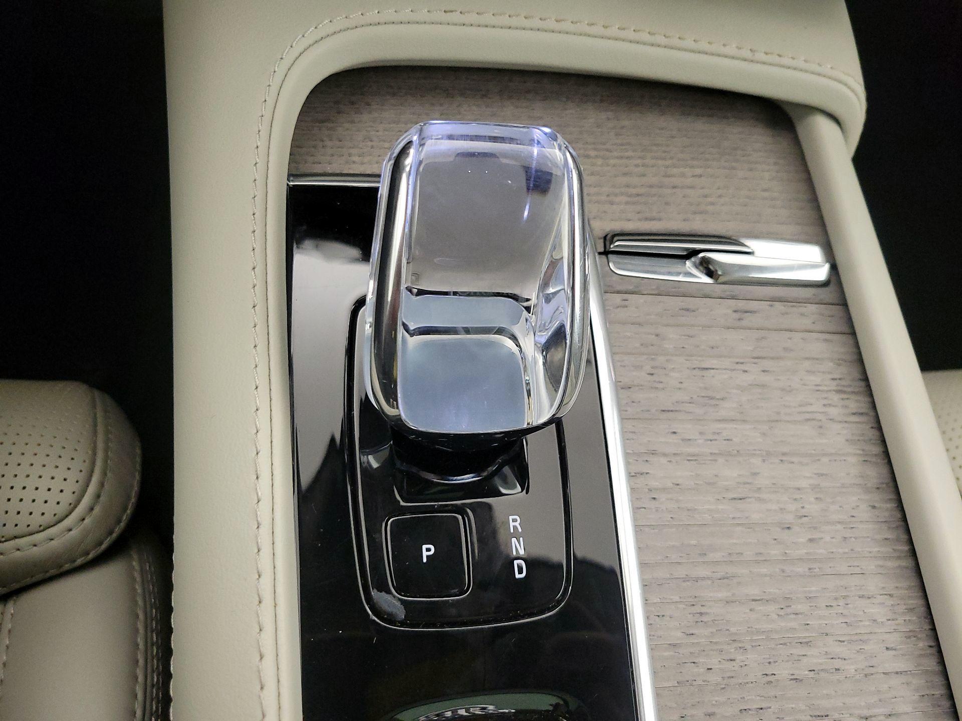 Thumbnail: 2024 Volvo XC90 - 18
