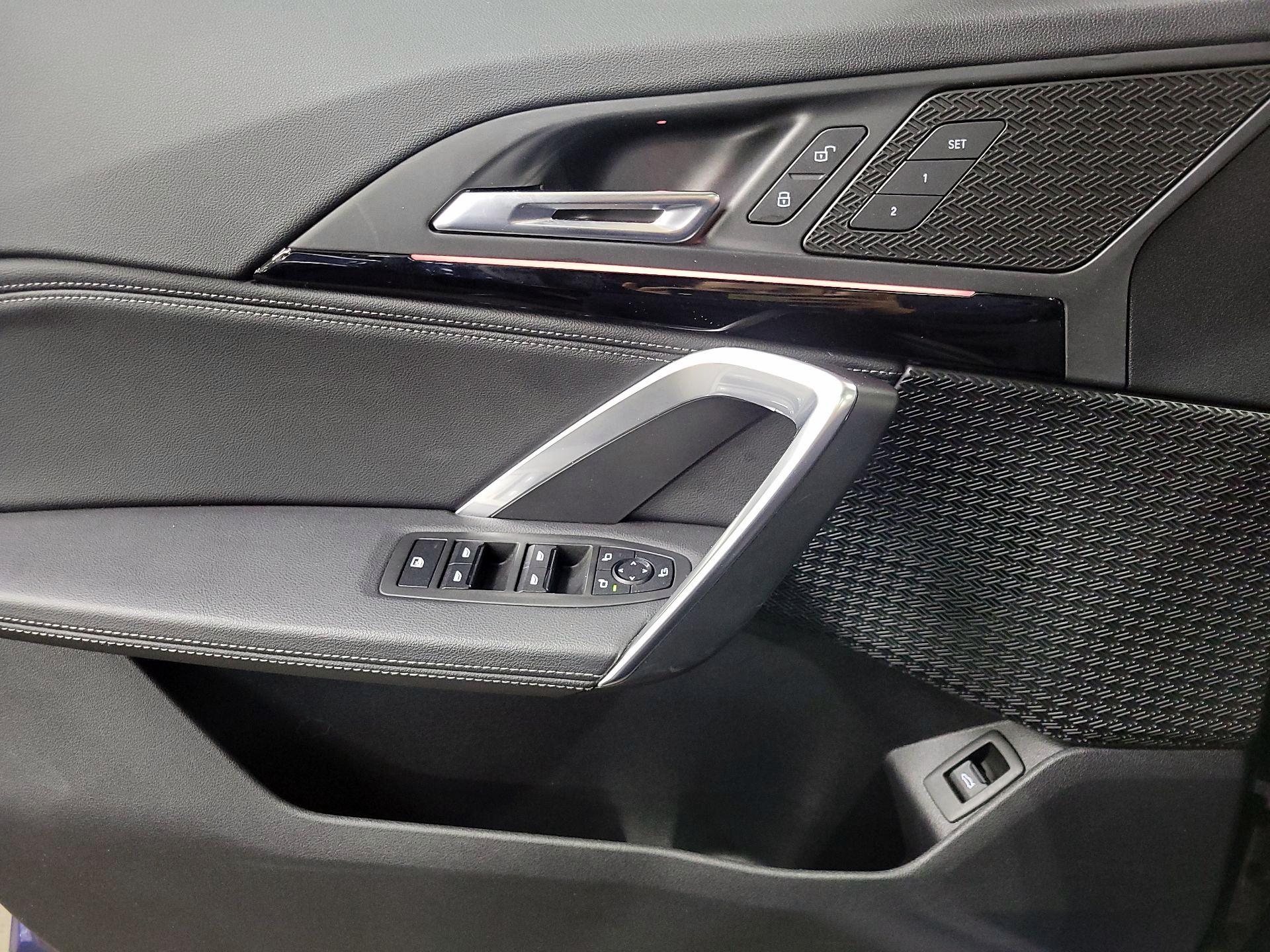 Thumbnail: 2023 BMW X1 - 12