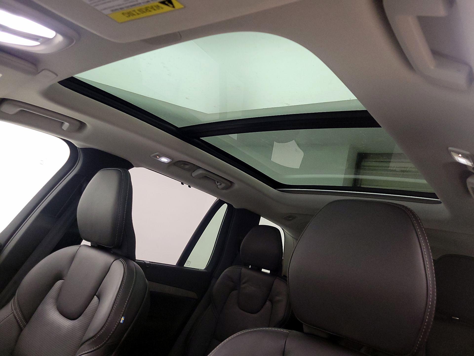 Thumbnail: 2024 Volvo XC90 - 20