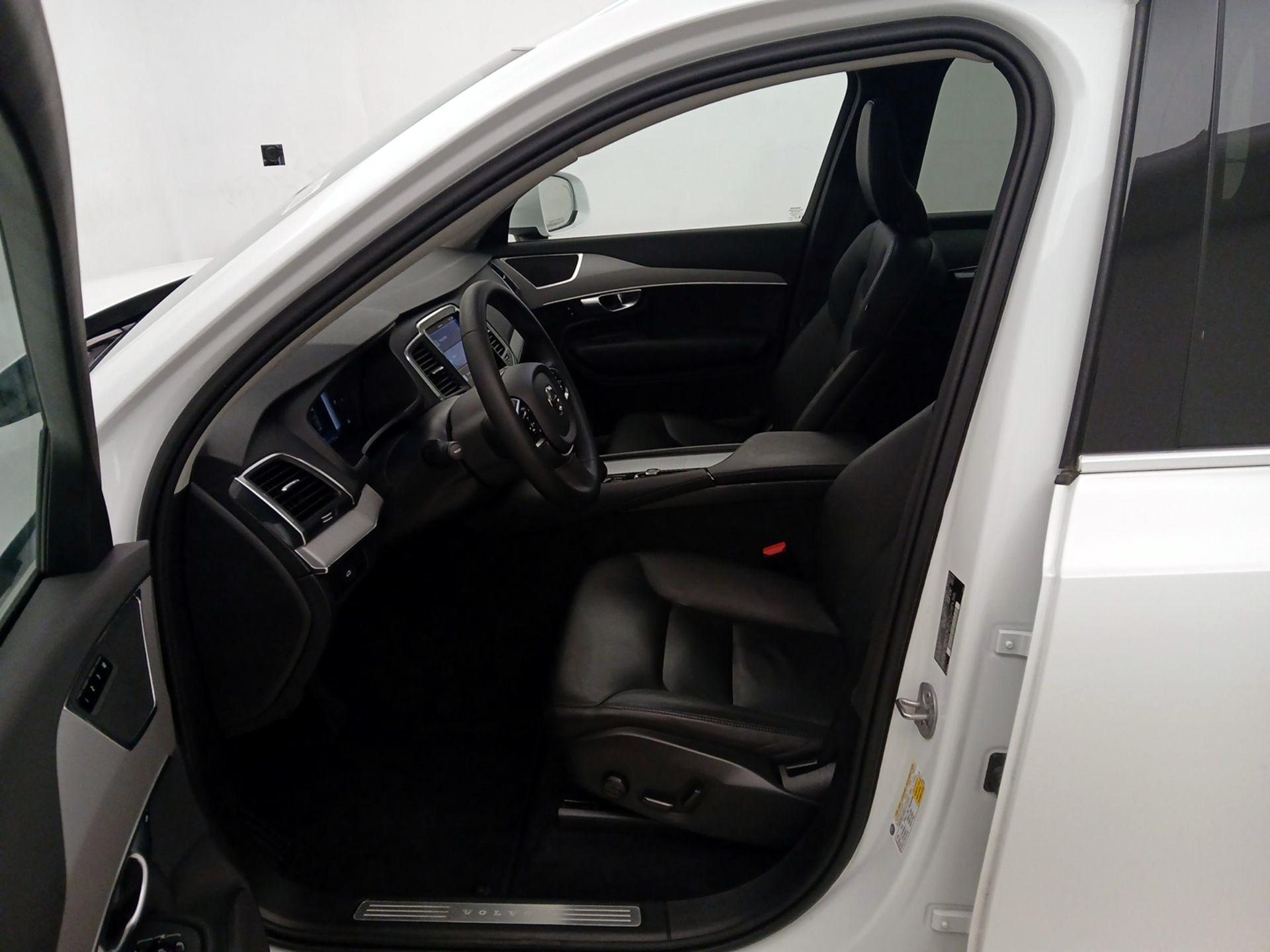 Thumbnail: 2024 Volvo XC90 - 11