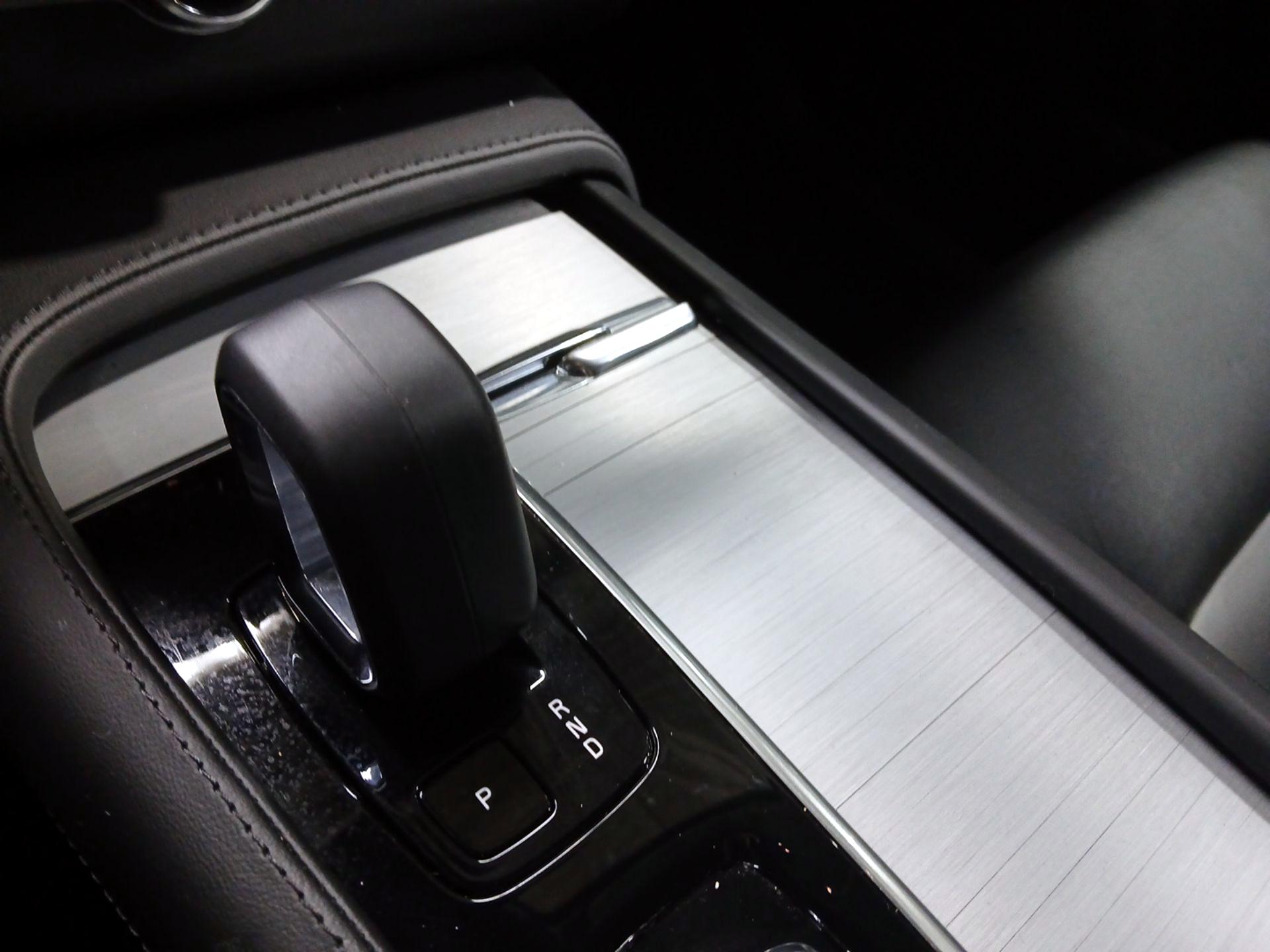 Thumbnail: 2024 Volvo XC90 - 16