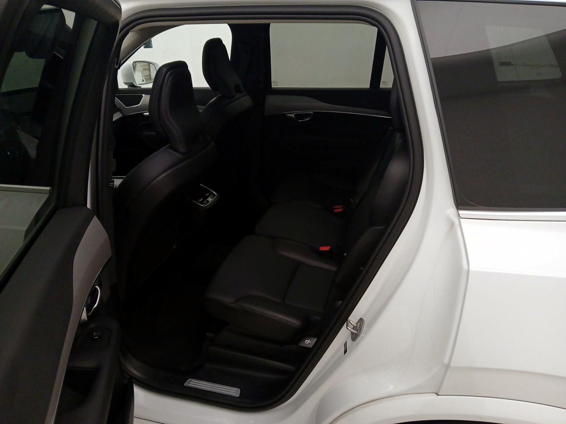 Thumbnail: 2024 Volvo XC90 - 19