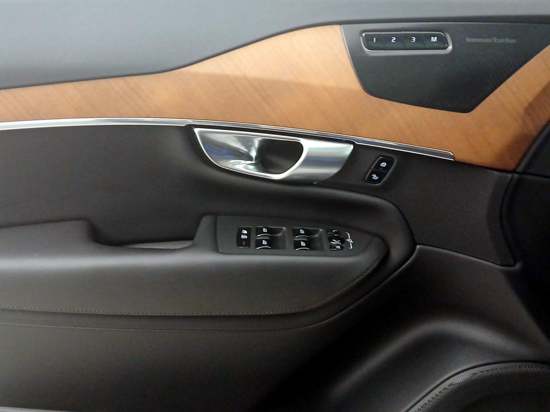 Thumbnail: 2024 Volvo XC90 - 12