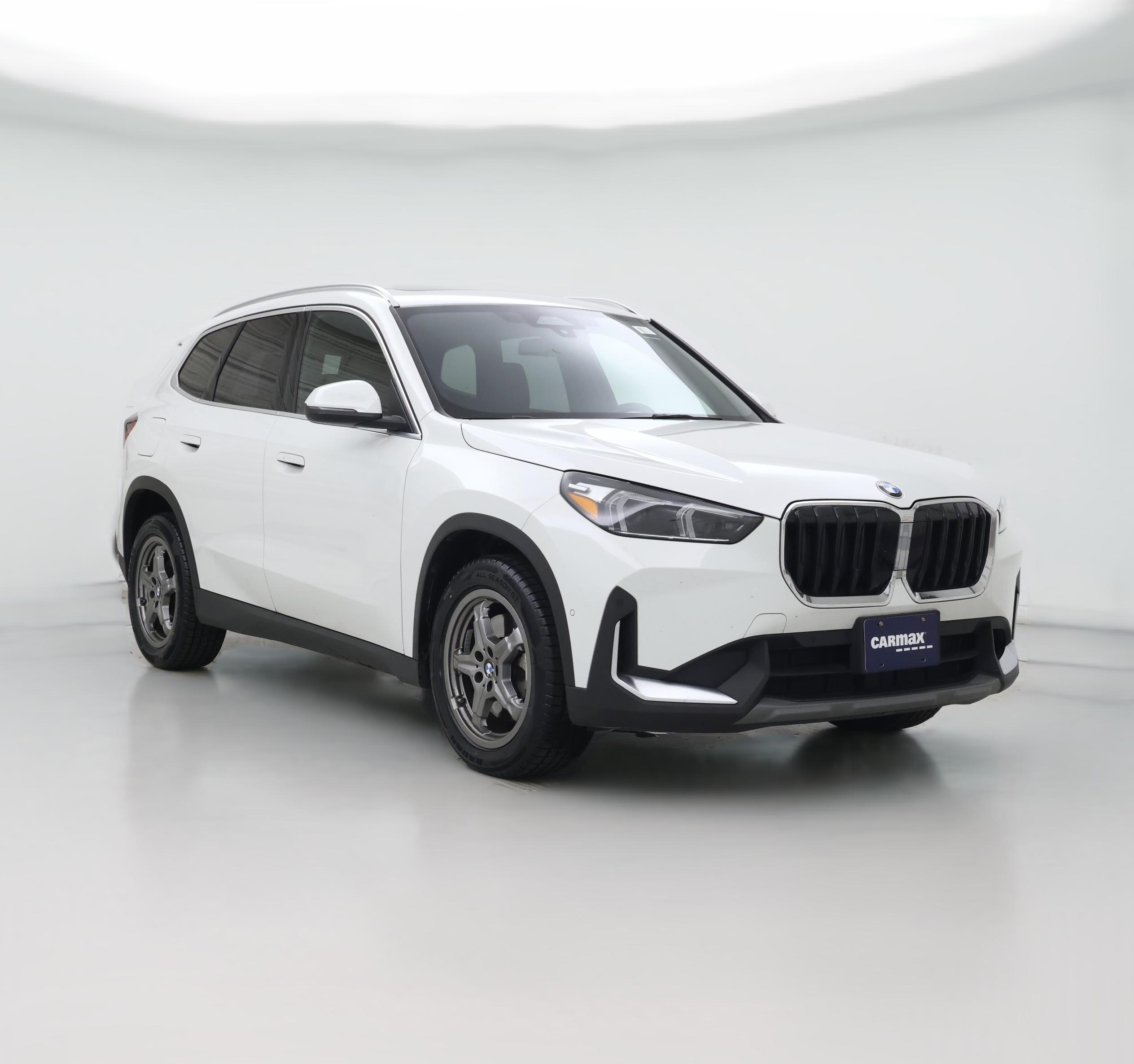 Thumbnail: 2023 BMW X1 - 1
