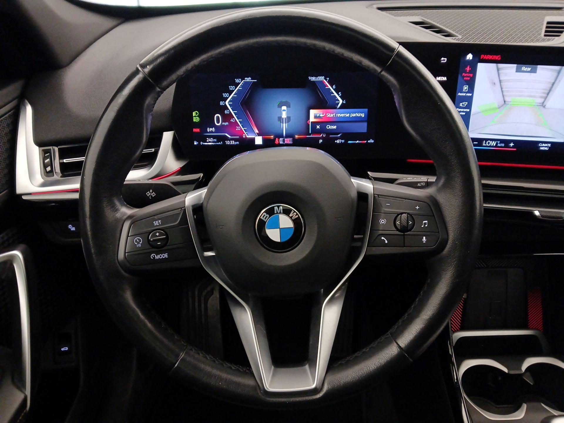Thumbnail: 2023 BMW X1 - 10