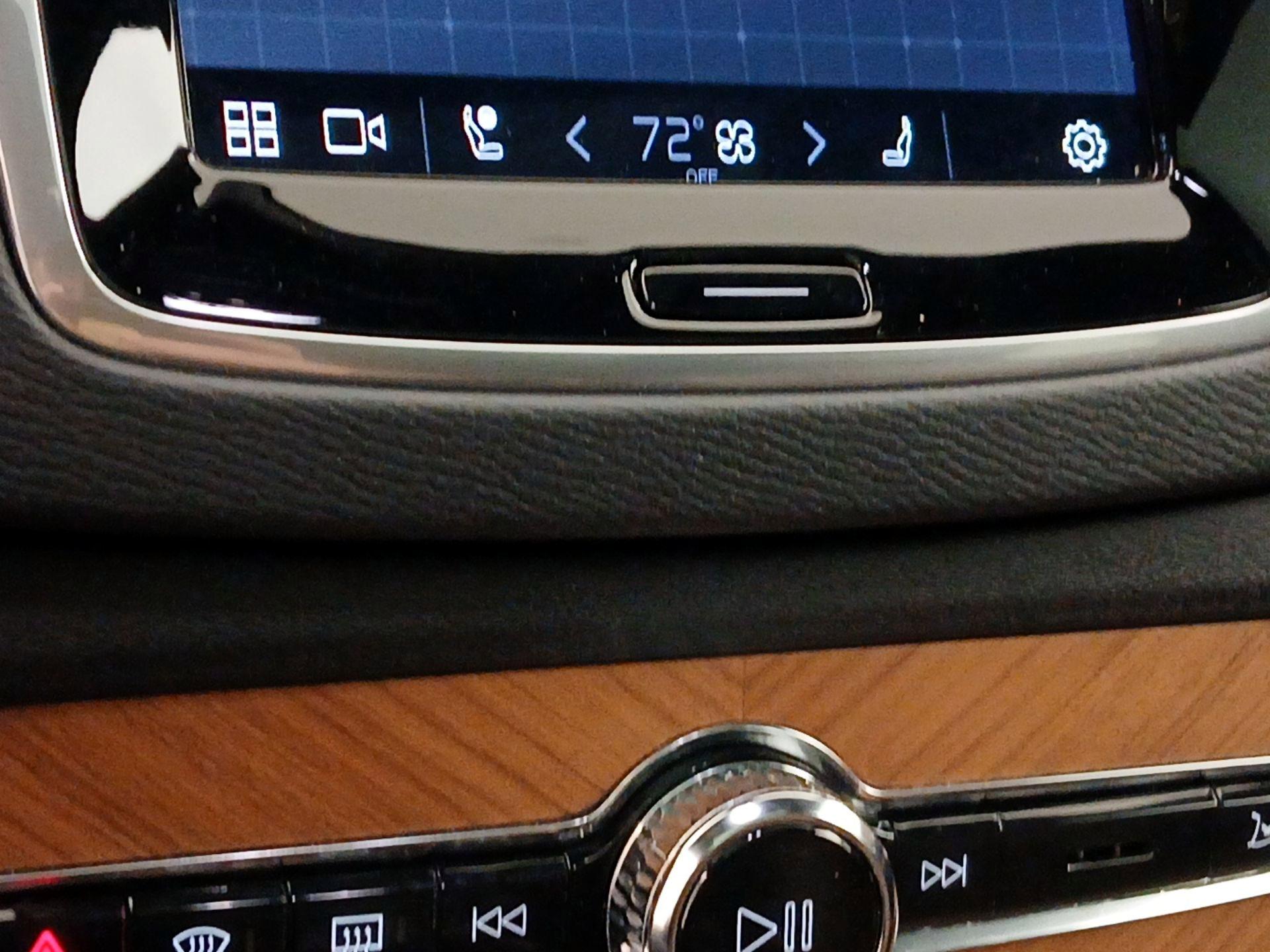 Thumbnail: 2024 Volvo XC90 - 14